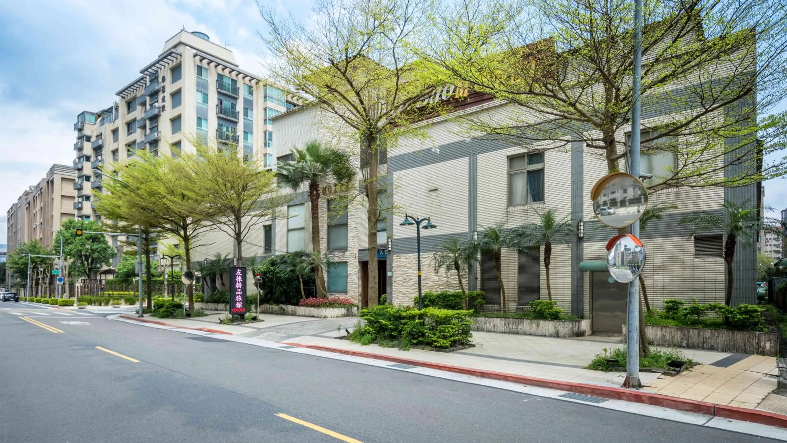 Property building in Uline Motel