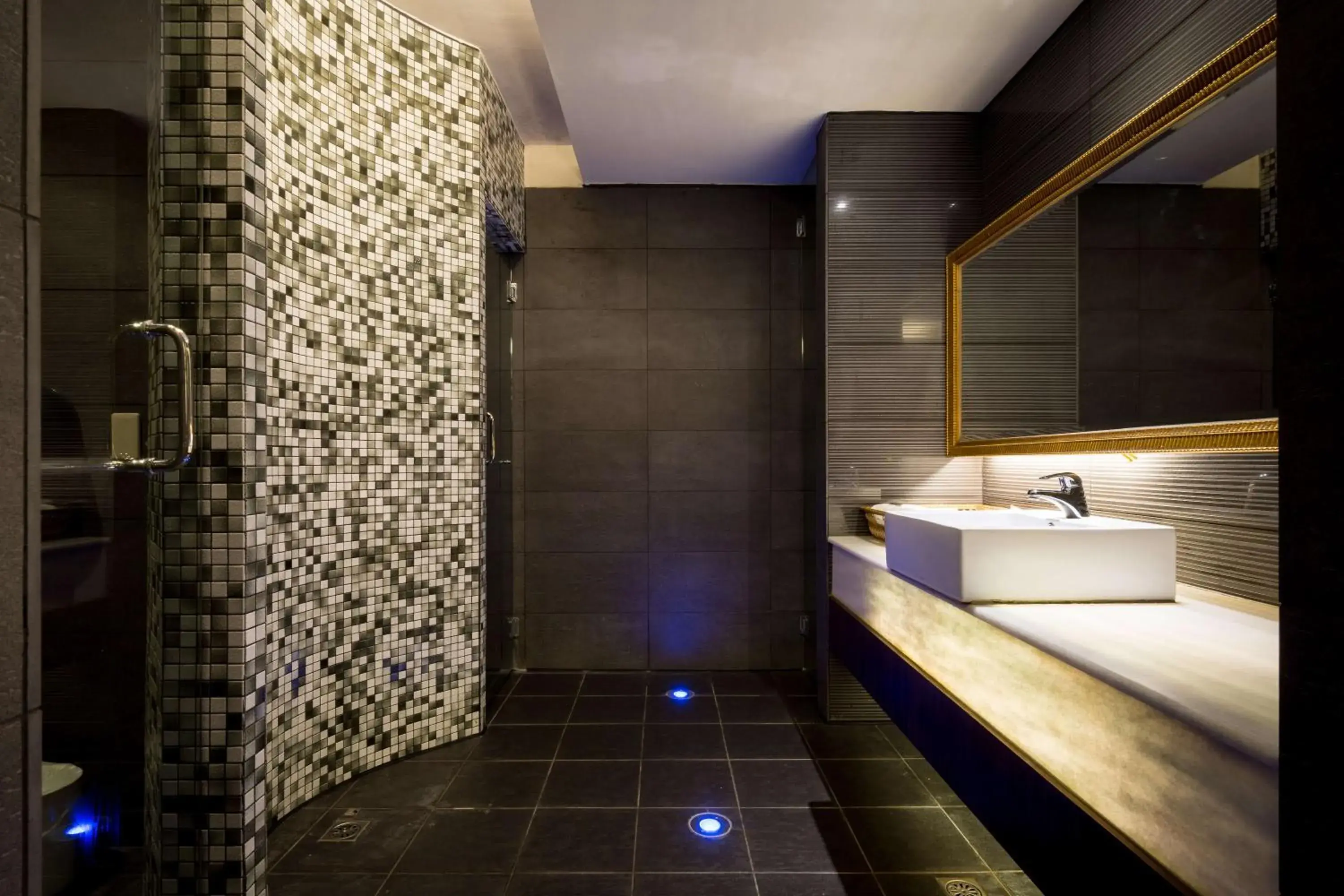 Bed in Uline Motel Bed in Uline Motel