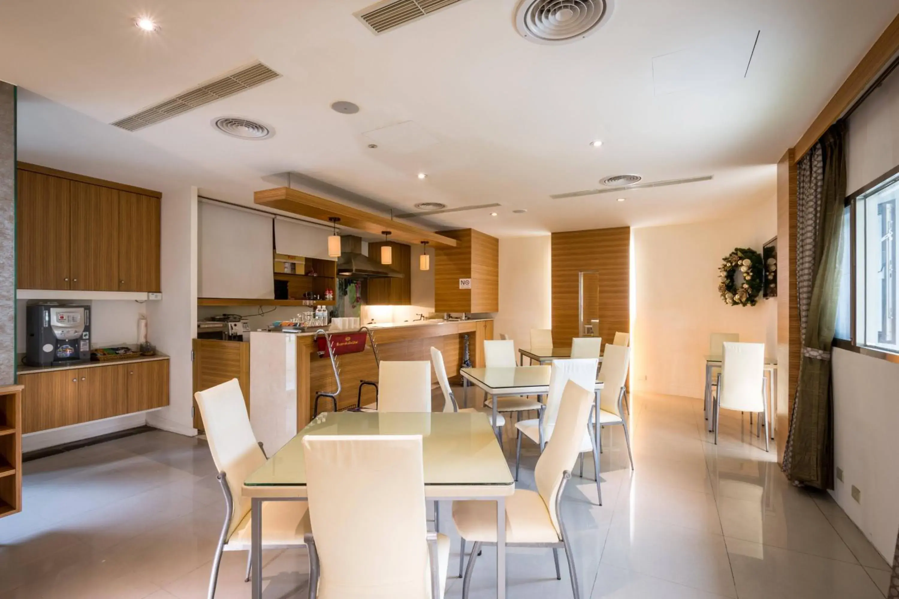 Restaurant/places to eat in Uline Motel Restaurant/places to eat in Uline Motel