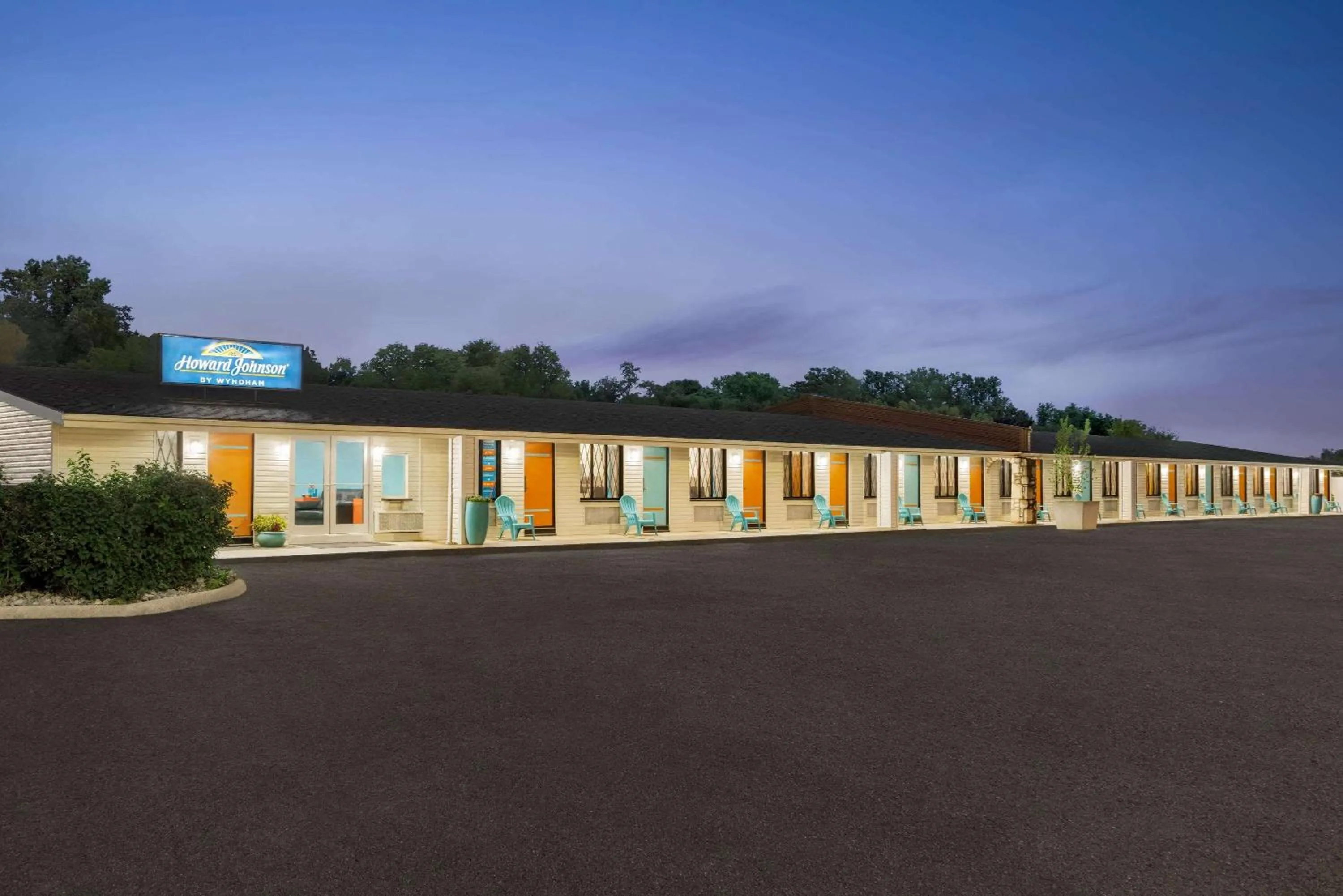 Property building in Dover Inn and Suites