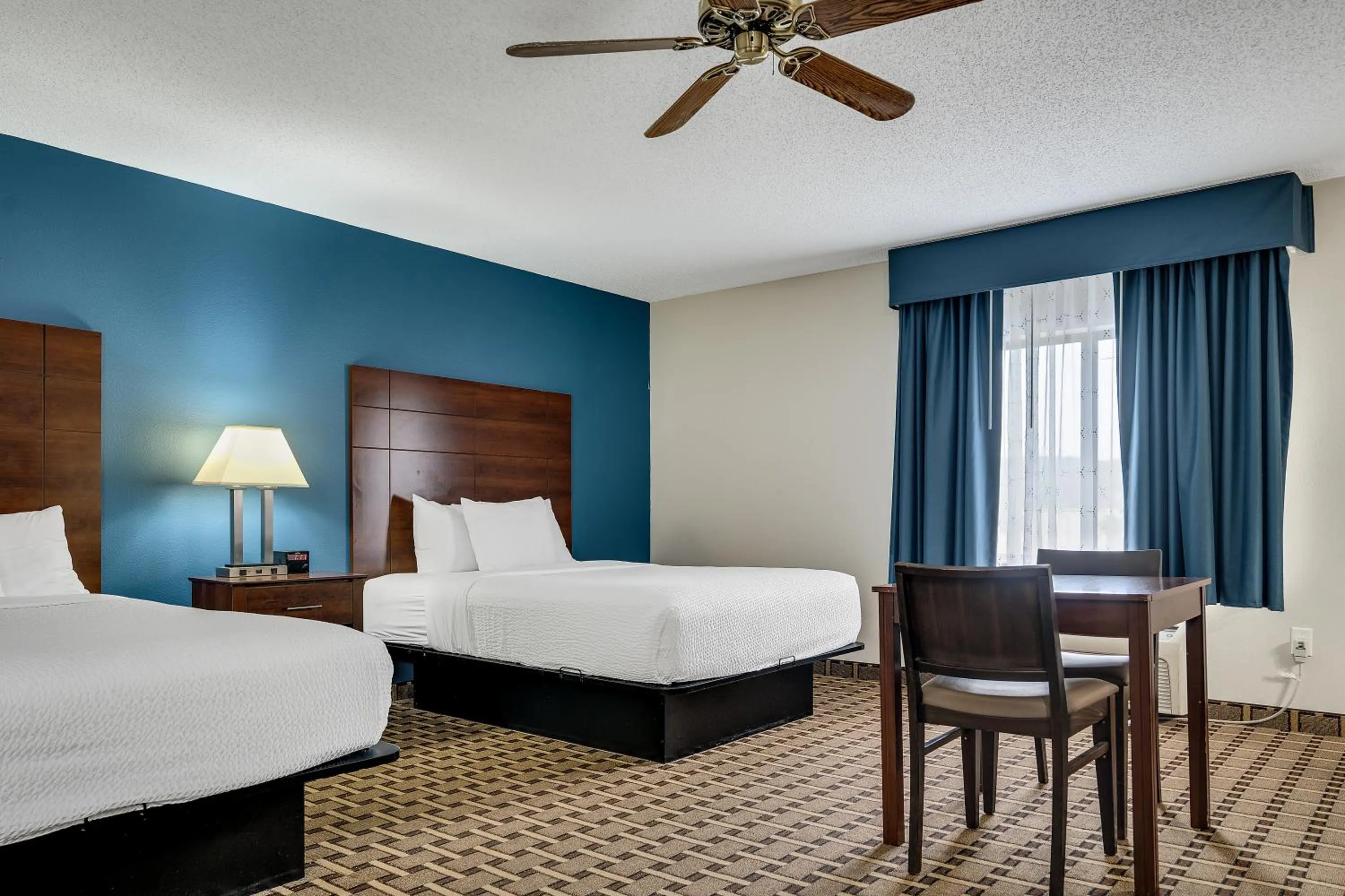 Bed in Baymont by Wyndham La Crosse/Onalaska