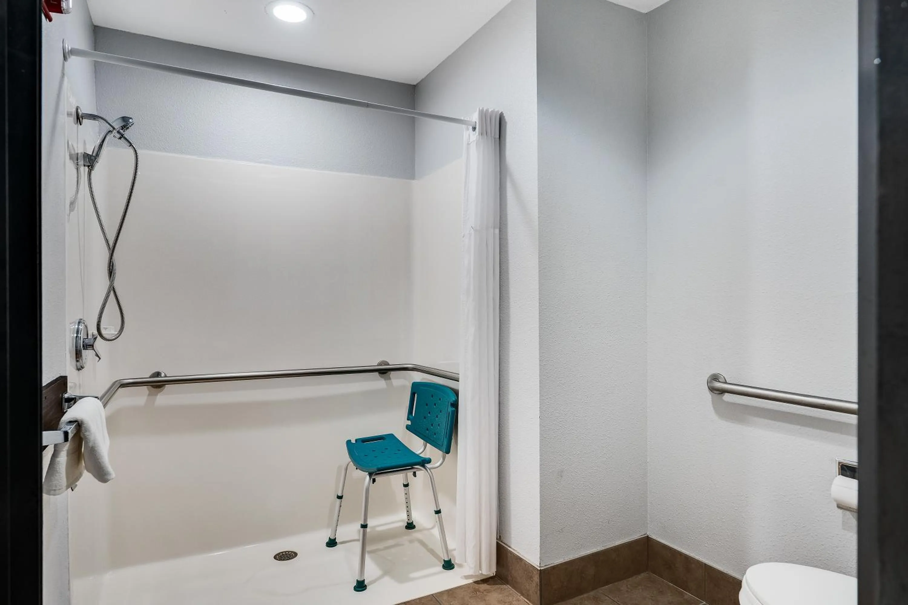 Shower in Baymont by Wyndham La Crosse/Onalaska