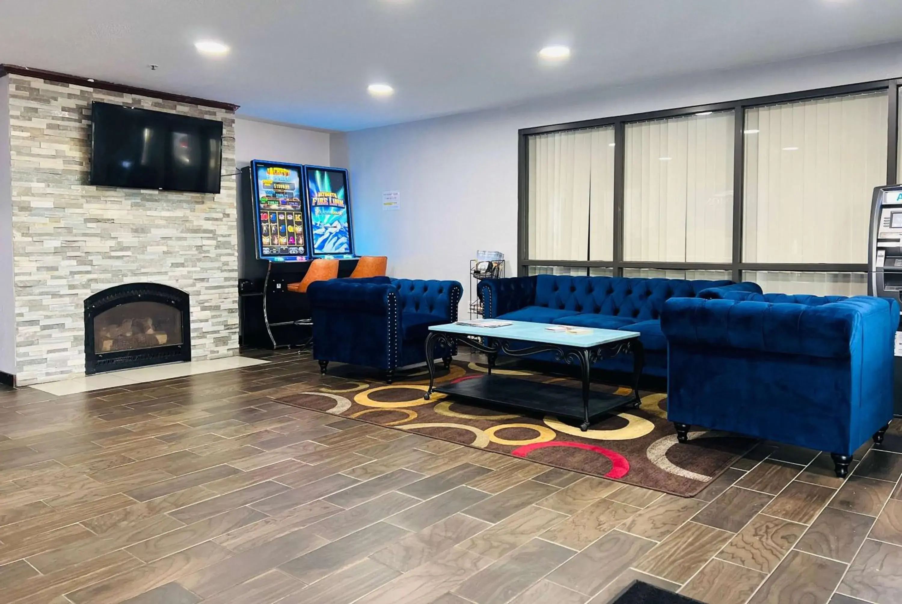 Lobby or reception in Baymont by Wyndham La Crosse/Onalaska Lobby or reception in Baymont by Wyndham La Crosse/Onalaska