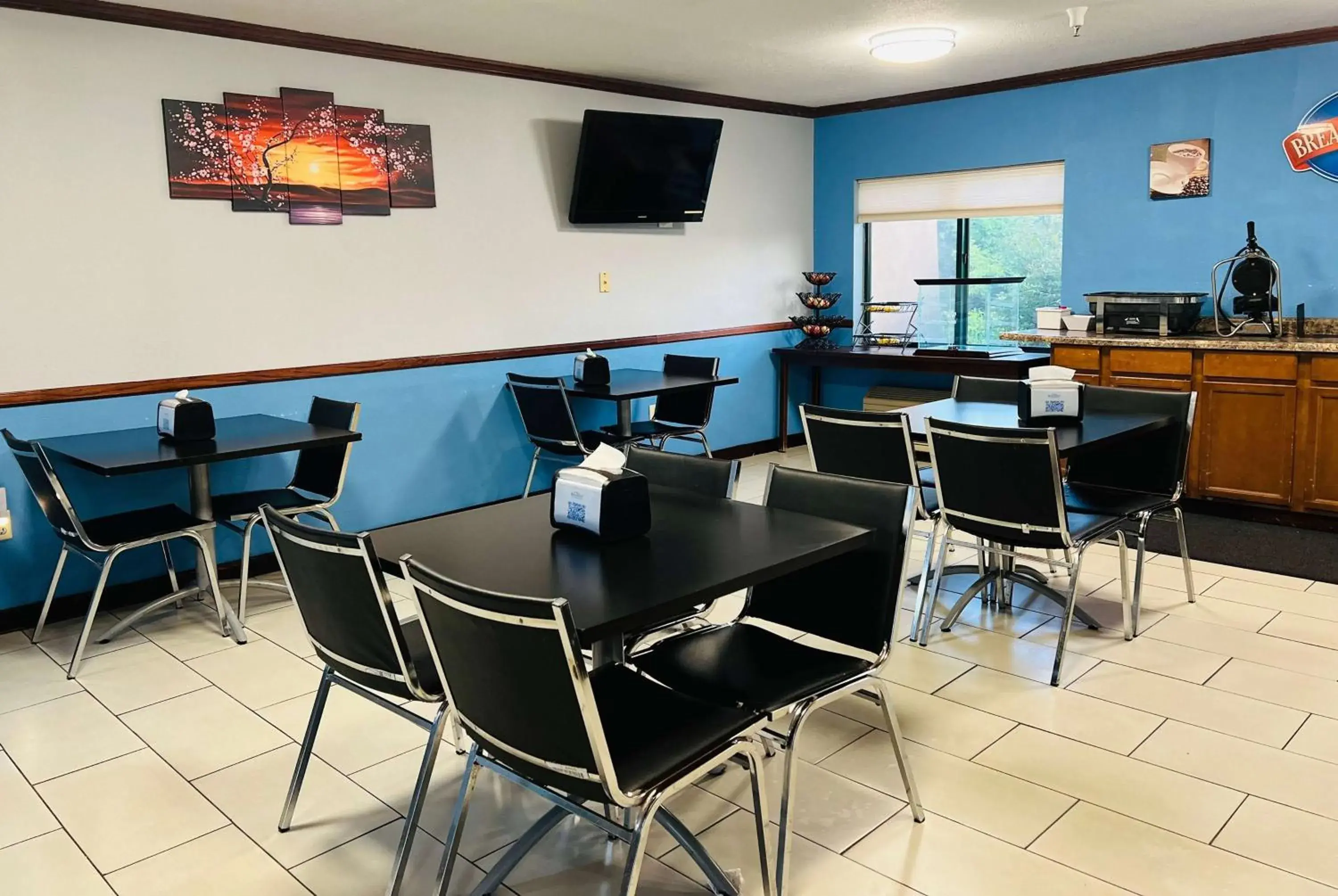 Restaurant/places to eat in Baymont by Wyndham La Crosse/Onalaska Restaurant/places to eat in Baymont by Wyndham La Crosse/Onalaska