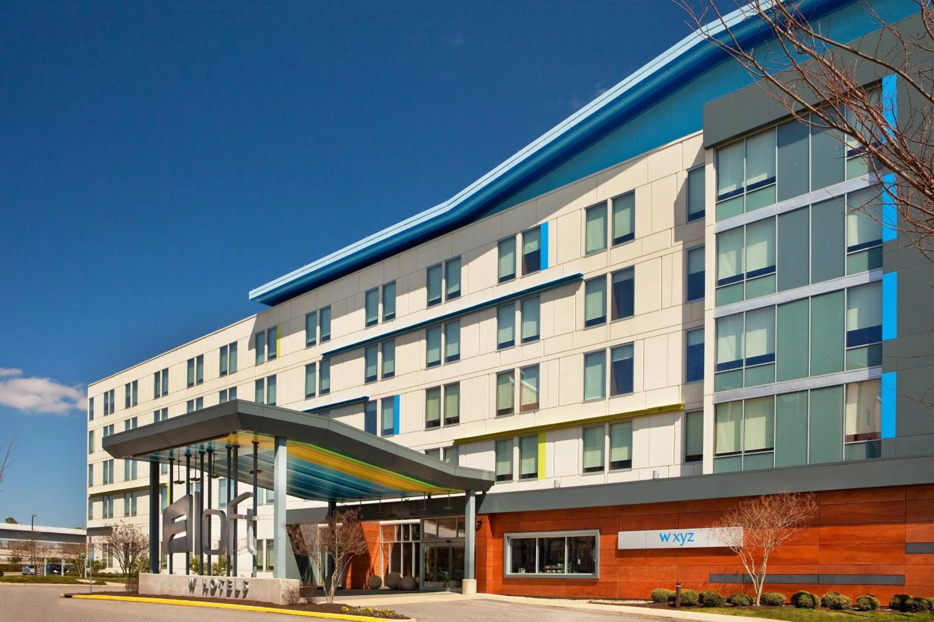 Property building in Aloft Chesapeake