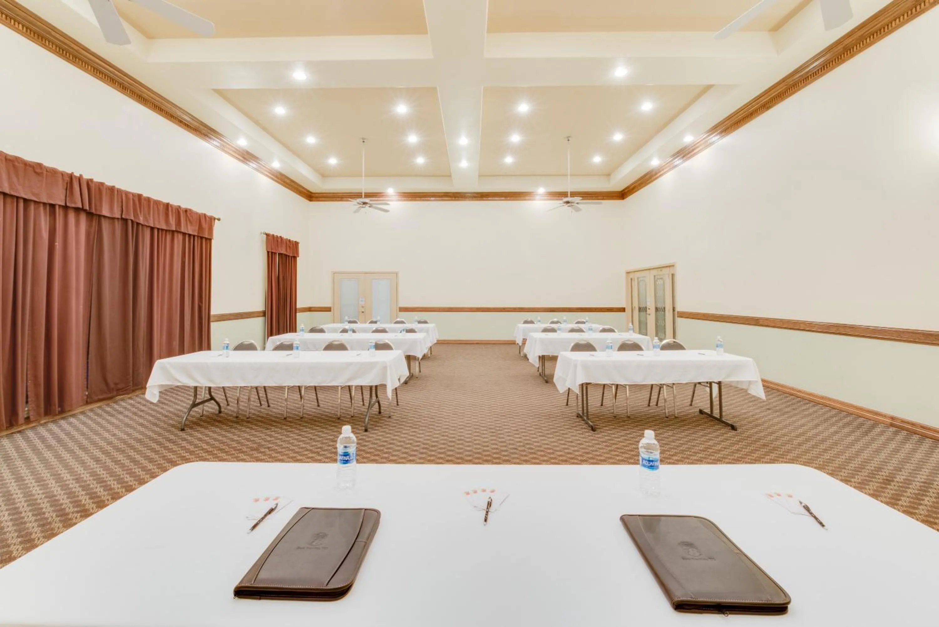 Business facilities in Lone Star Inn - San Benito Harlingen