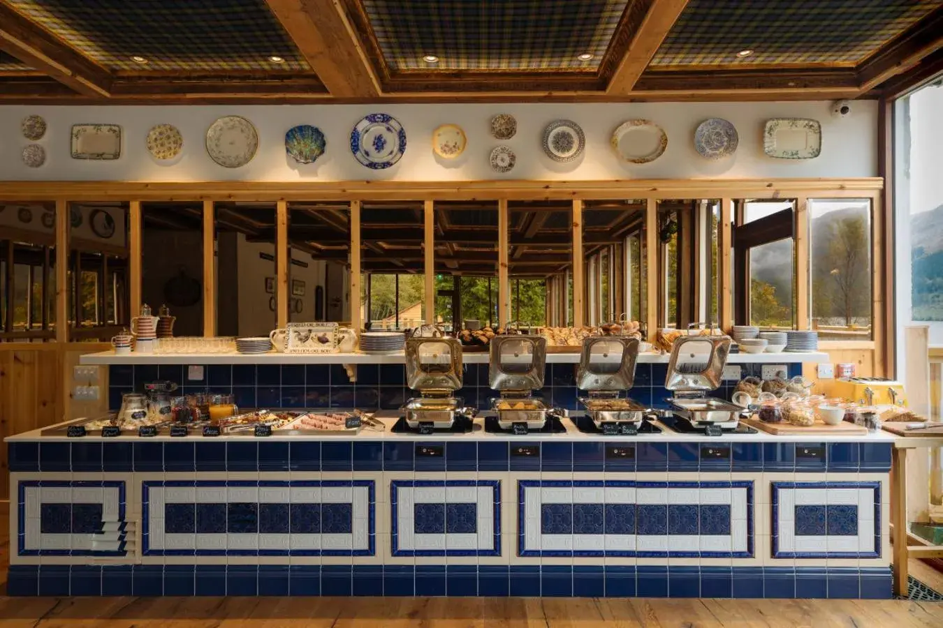 Breakfast in The Whispering Pine Lodge Breakfast in The Whispering Pine Lodge