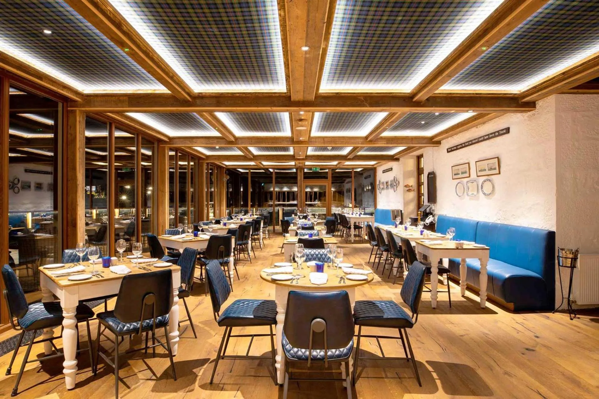 Restaurant/places to eat in The Whispering Pine Lodge