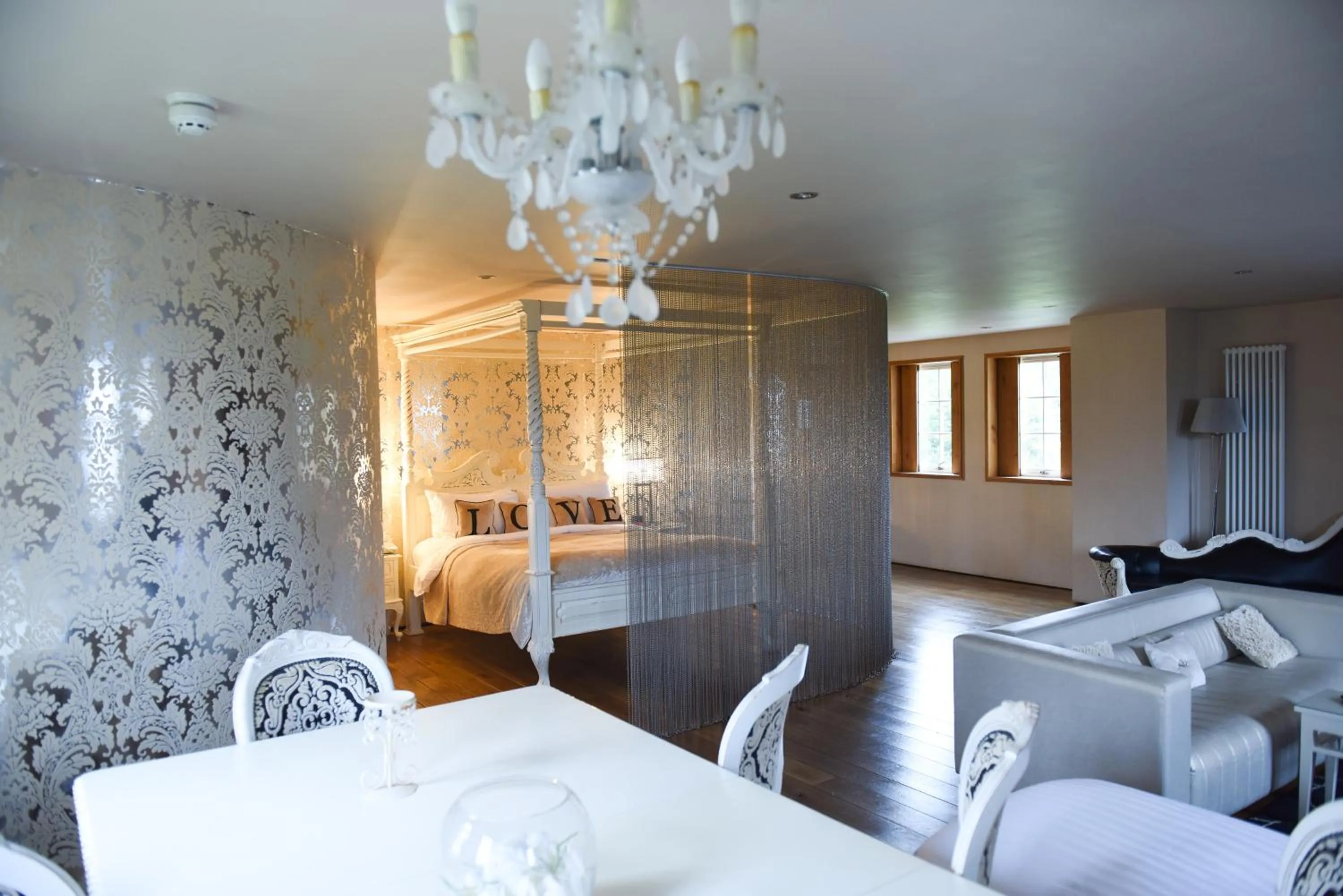 Bed in Glenskirlie Castle Hotel