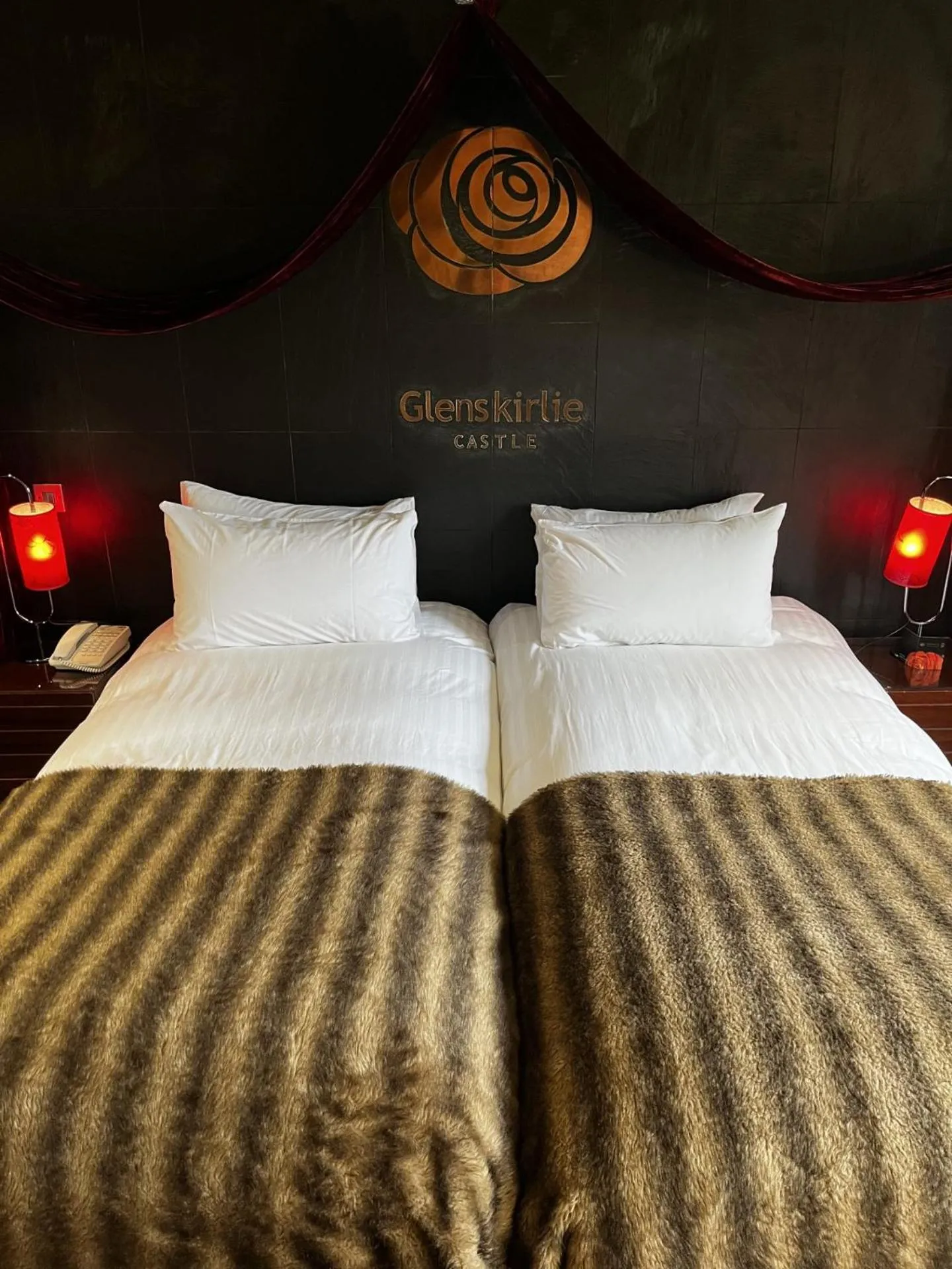 Bedroom, Bed in Glenskirlie Castle Hotel