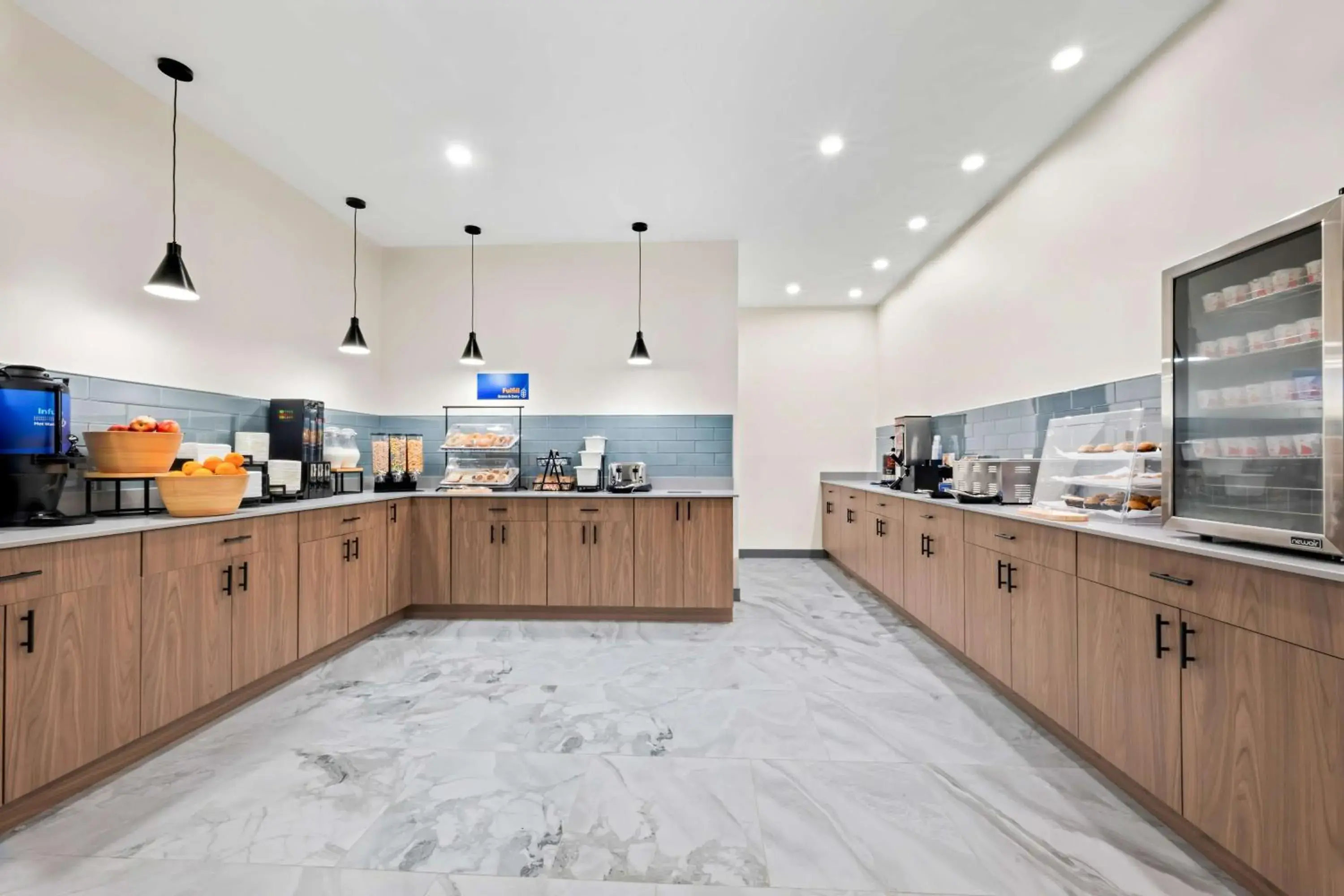 Breakfast in Best Western Niantic - New London, Mystic Area Breakfast in Best Western Niantic - New London, Mystic Area