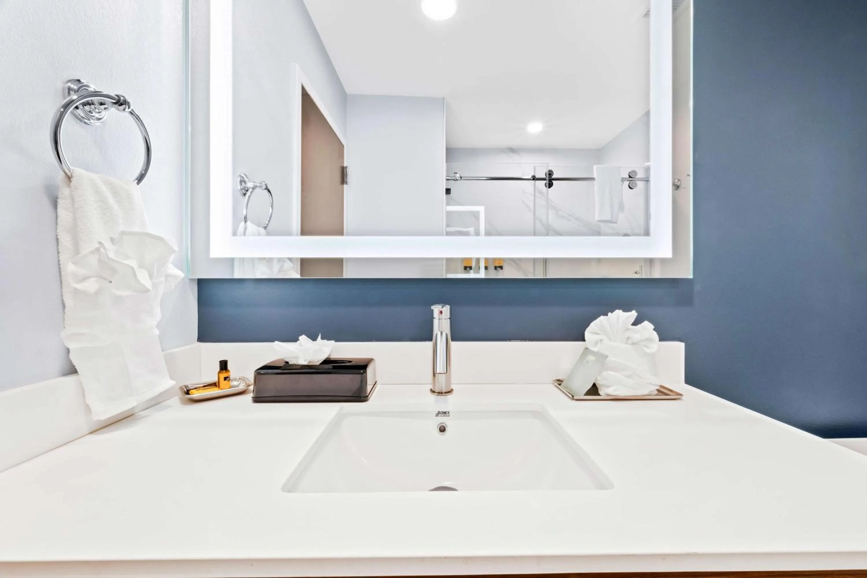 Bathroom in Best Western Niantic - New London, Mystic Area