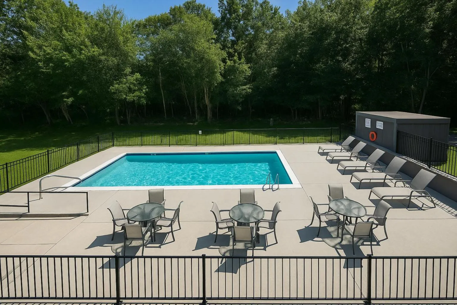 Swimming pool in Best Western Niantic - New London, Mystic Area