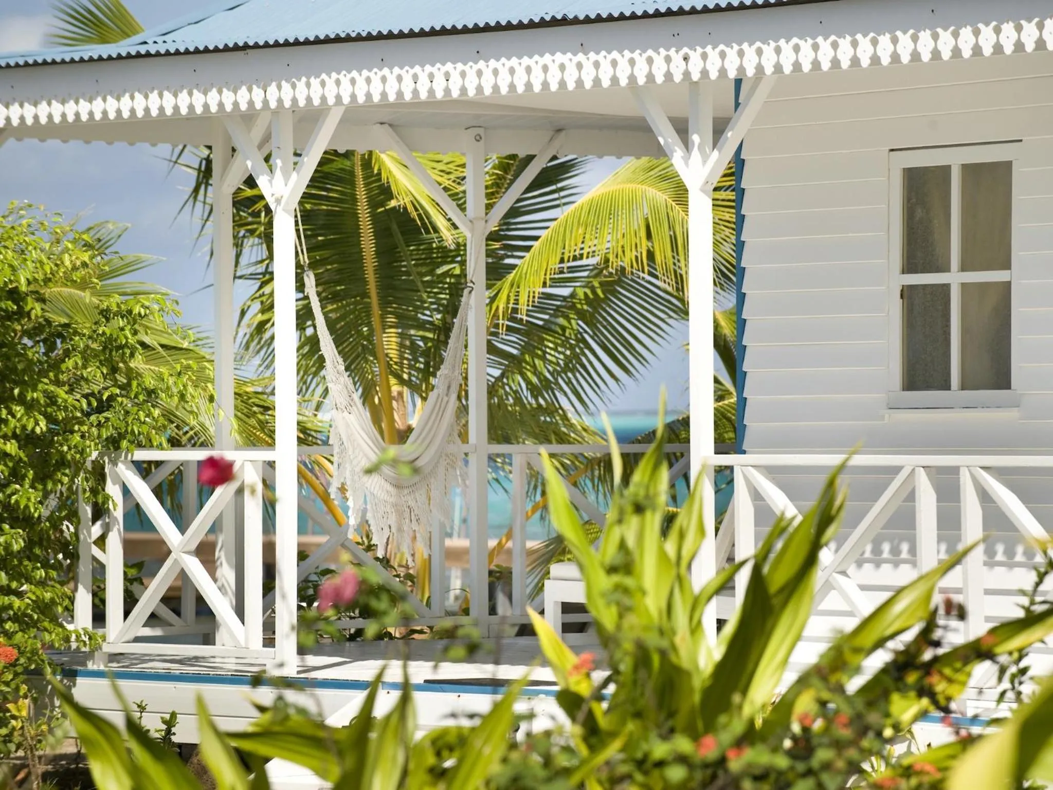 Bungalow with Ocean View - single occupancy in Opoa Beach Hotel