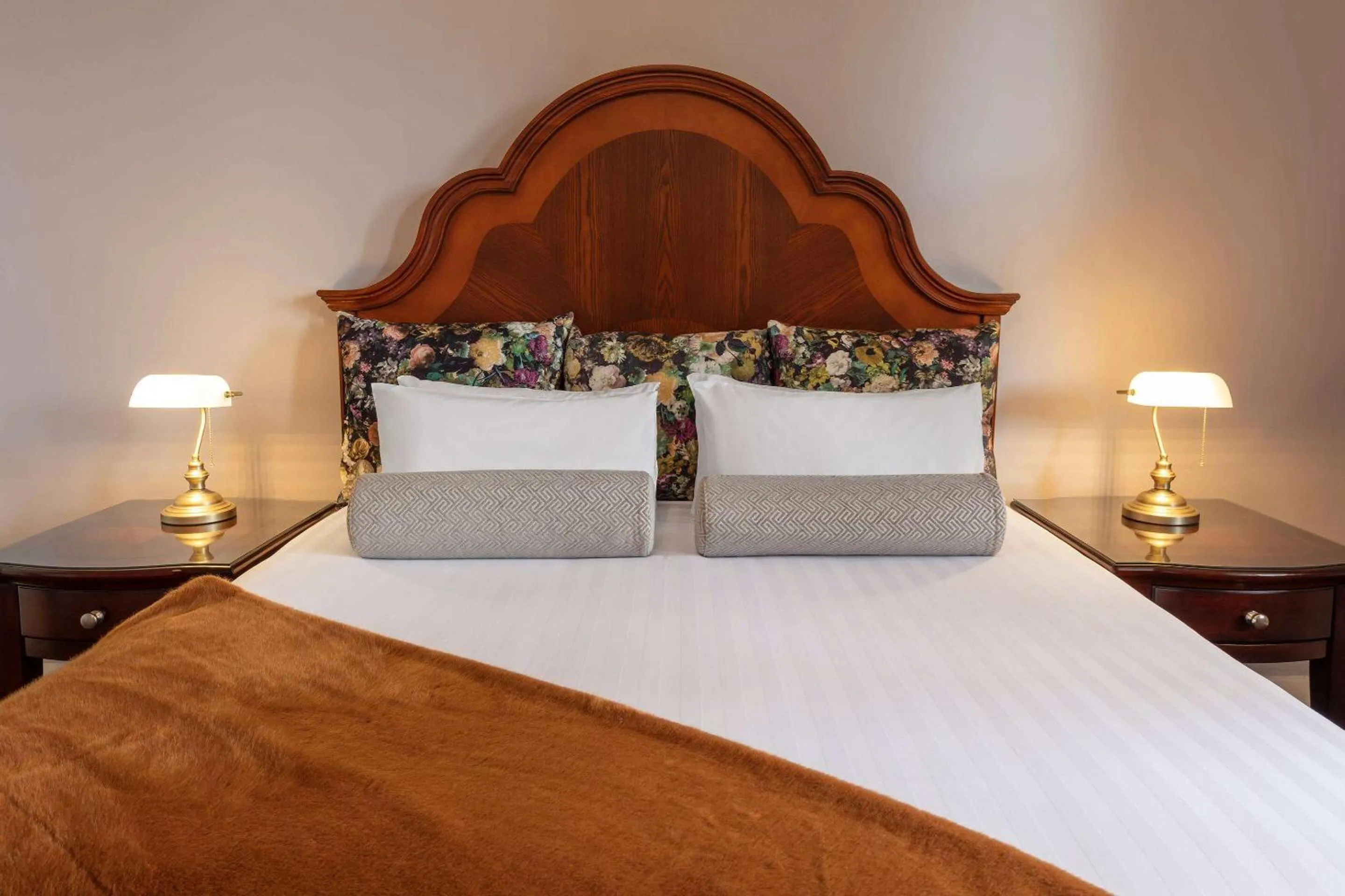 Photo of the whole room, Bed in Club Wyndham Ballarat, Trademark Collection by Wyndham