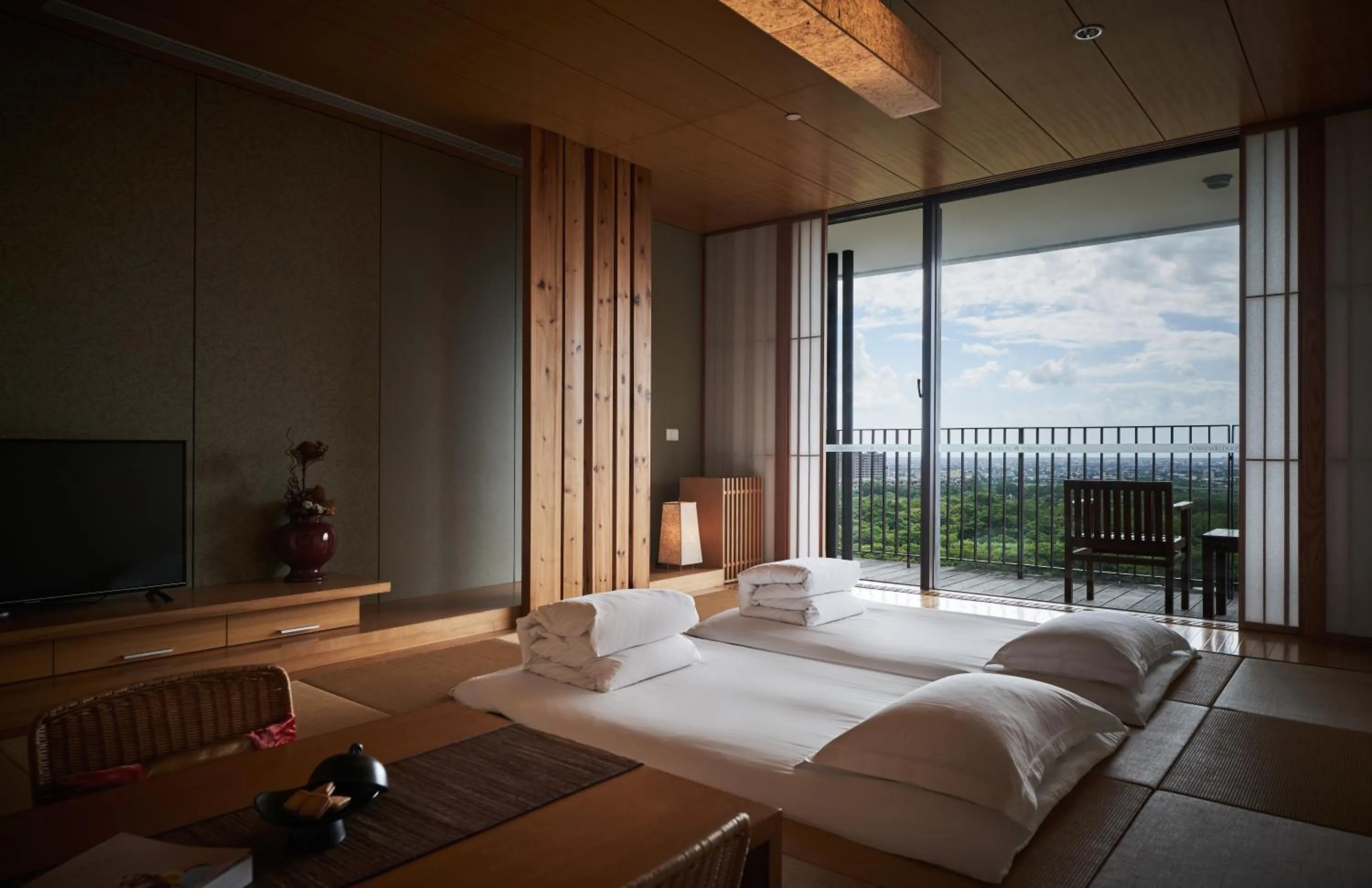 Photo of the whole room, Bed in Hotel Royal Chiao Hsi