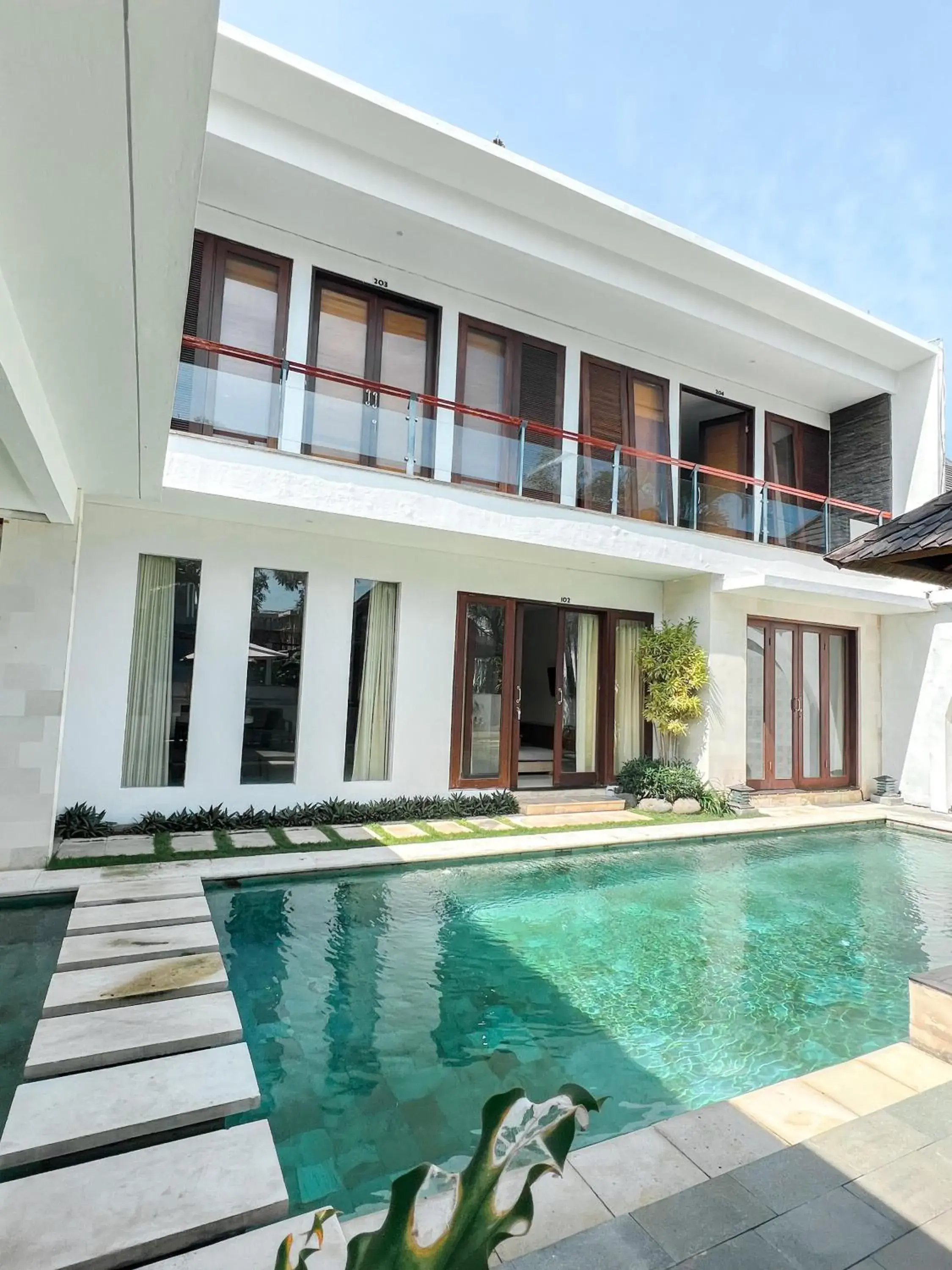 Pool view in Apple Villas & Apartments Pool view in Apple Villas & Apartments