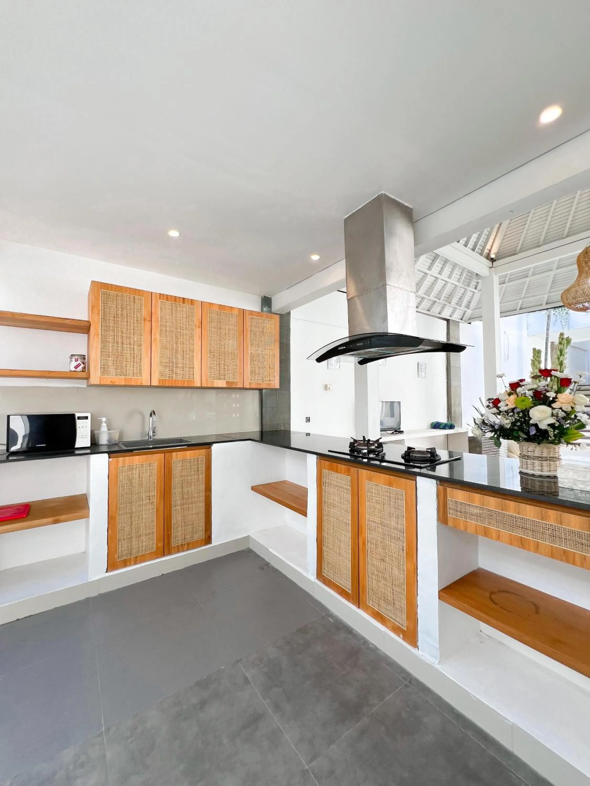 Kitchen or kitchenette in Apple Villas & Apartments