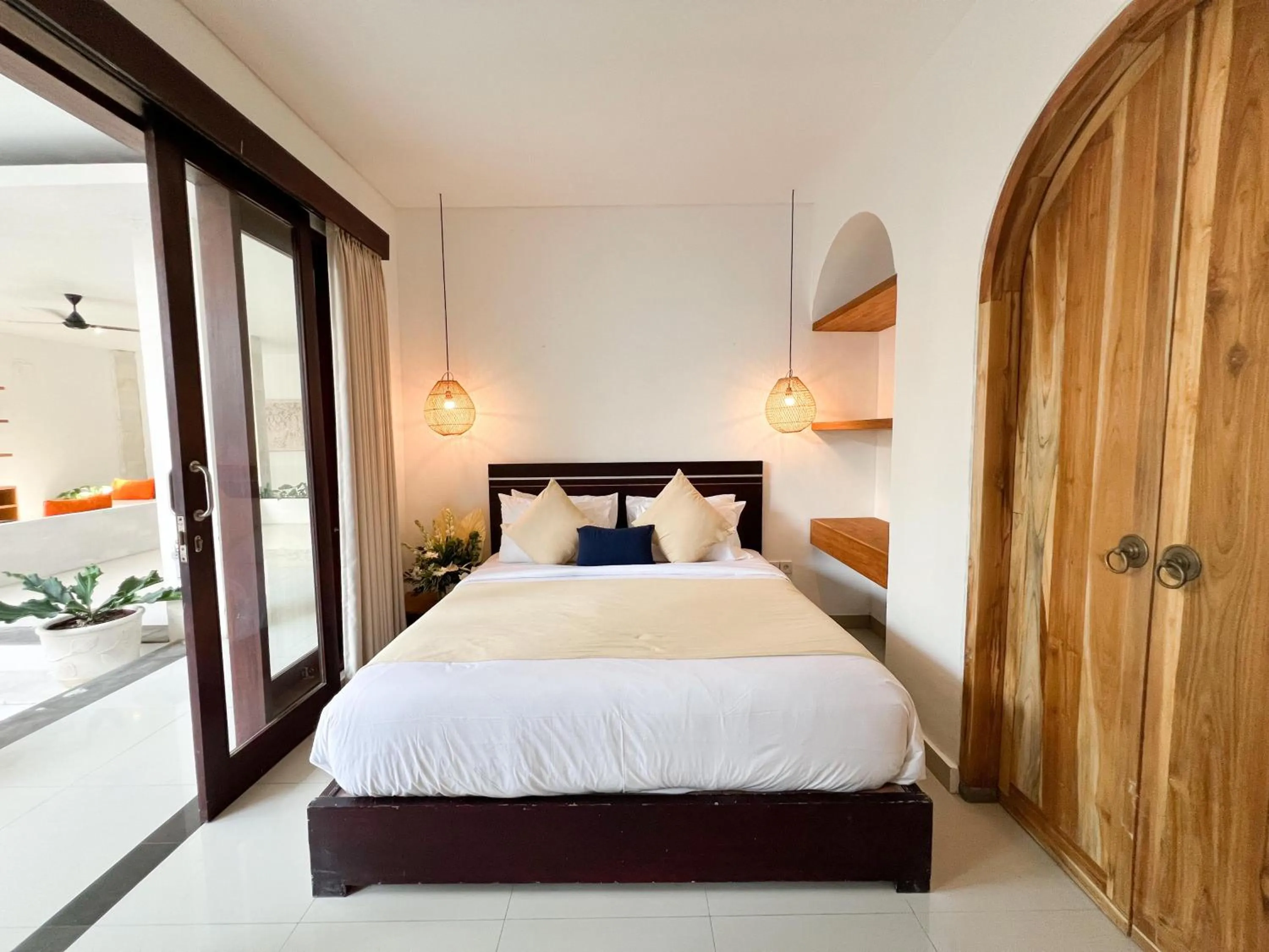 Bedroom, Bed in Apple Villas & Apartments
