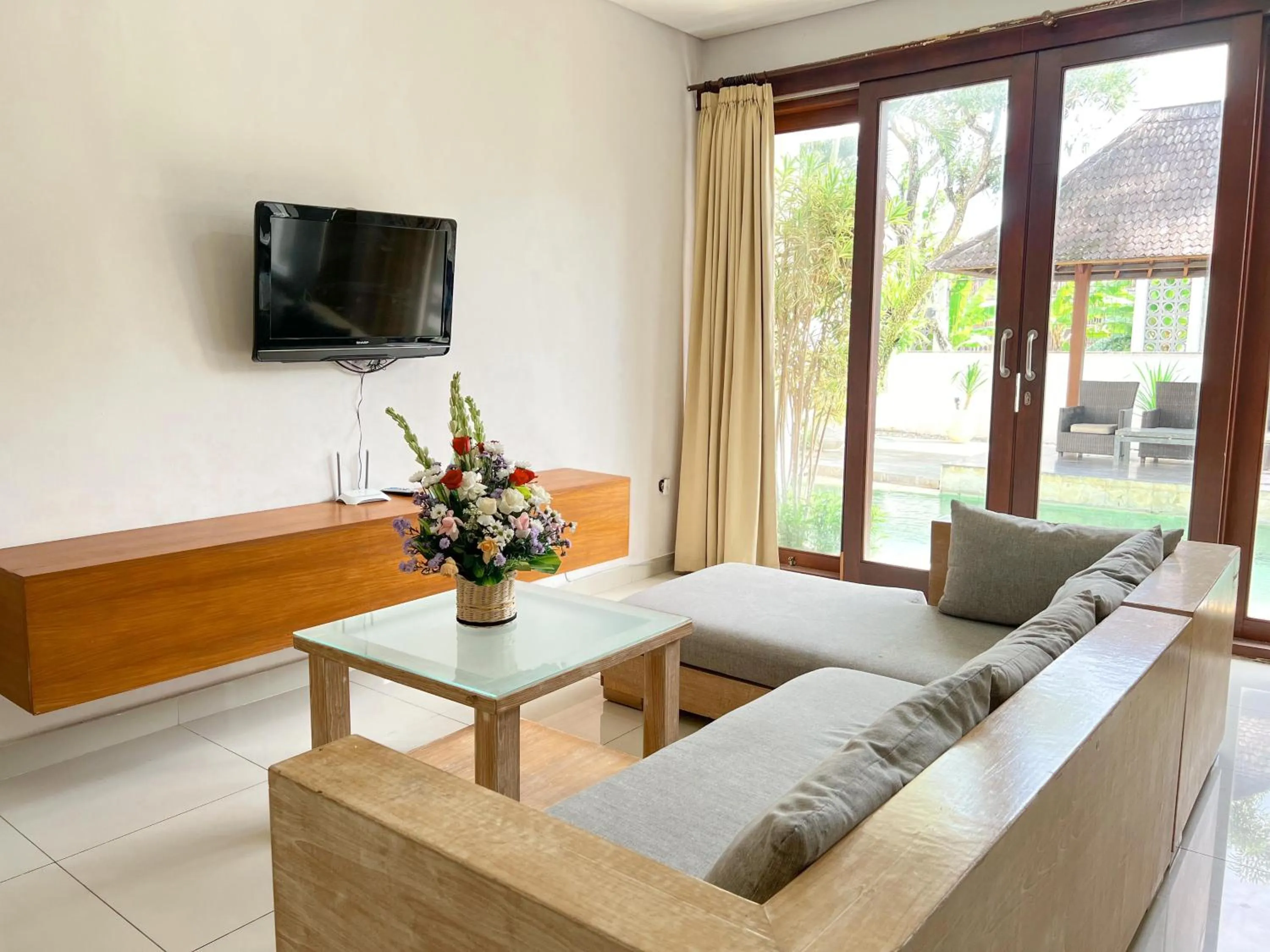 Seating area in Apple Villas & Apartments
