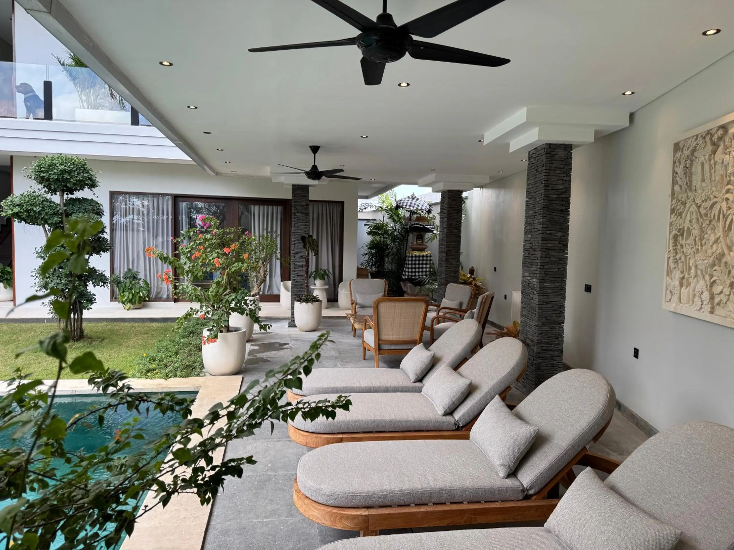Swimming pool in Oshan Villas Bali
