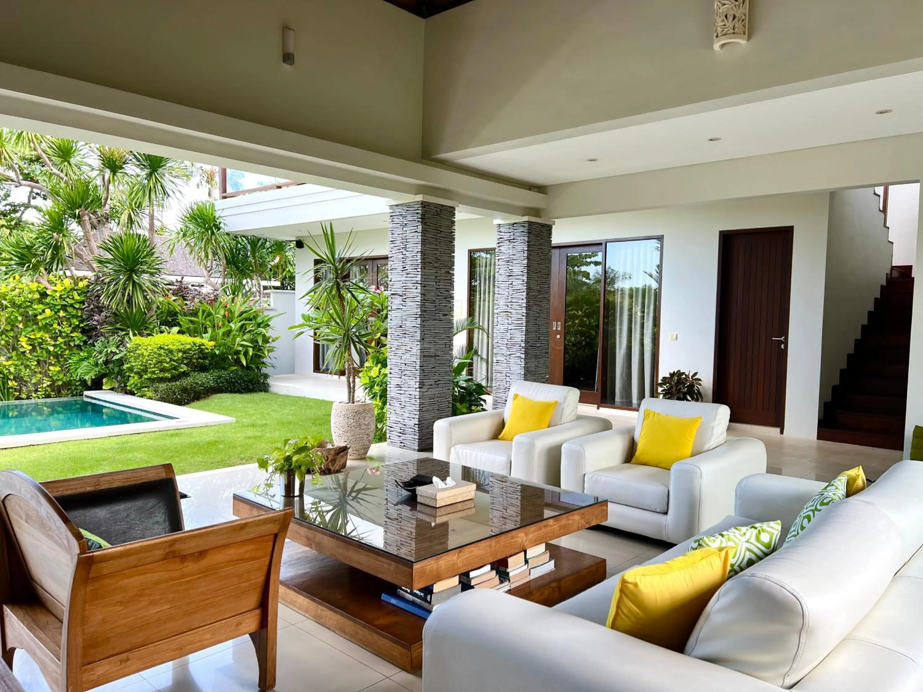 Day in Oshan Villas Bali