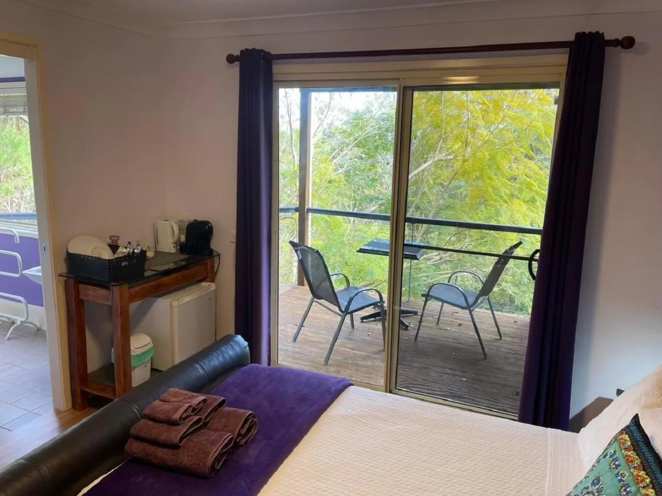 Bed in Tambaridge Bed & Breakfast