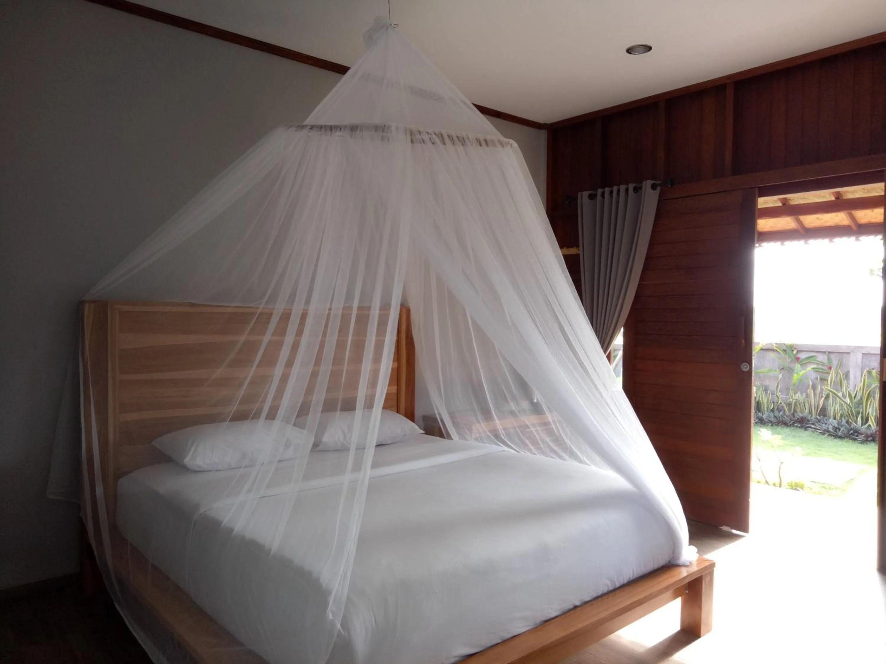 Photo of the whole room in Emir Surfcamp