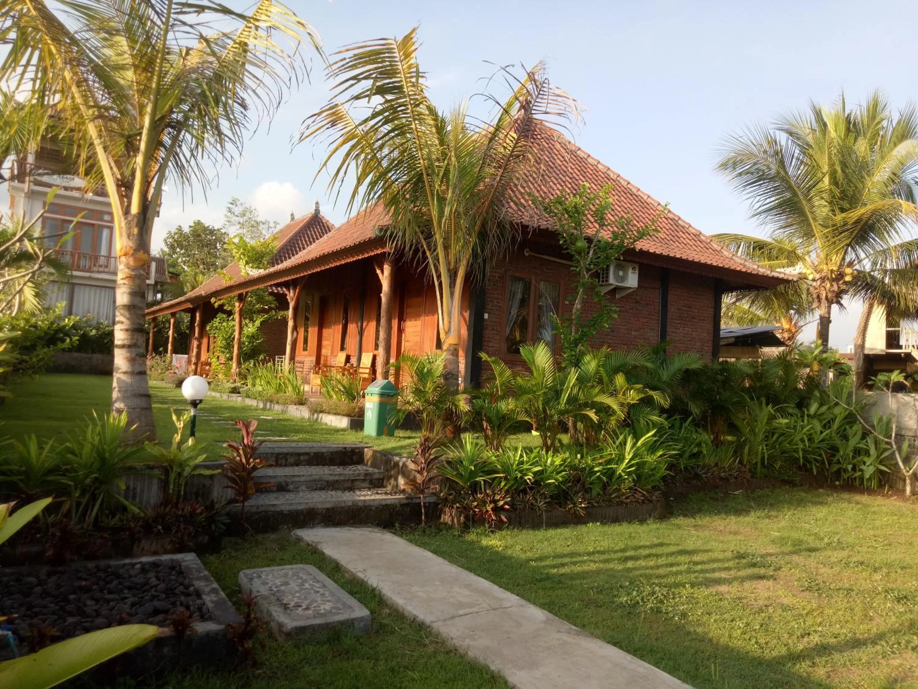 Property building in Emir Surfcamp