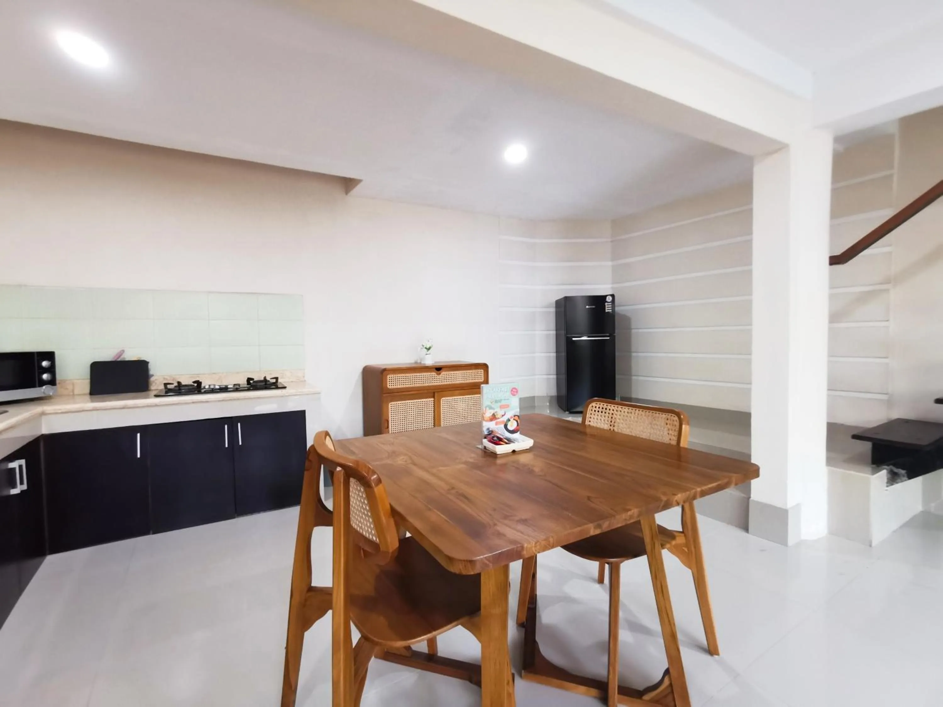 Kitchen or kitchenette in Kumpul Kumpul Villa Seminyak - CHSE Certified