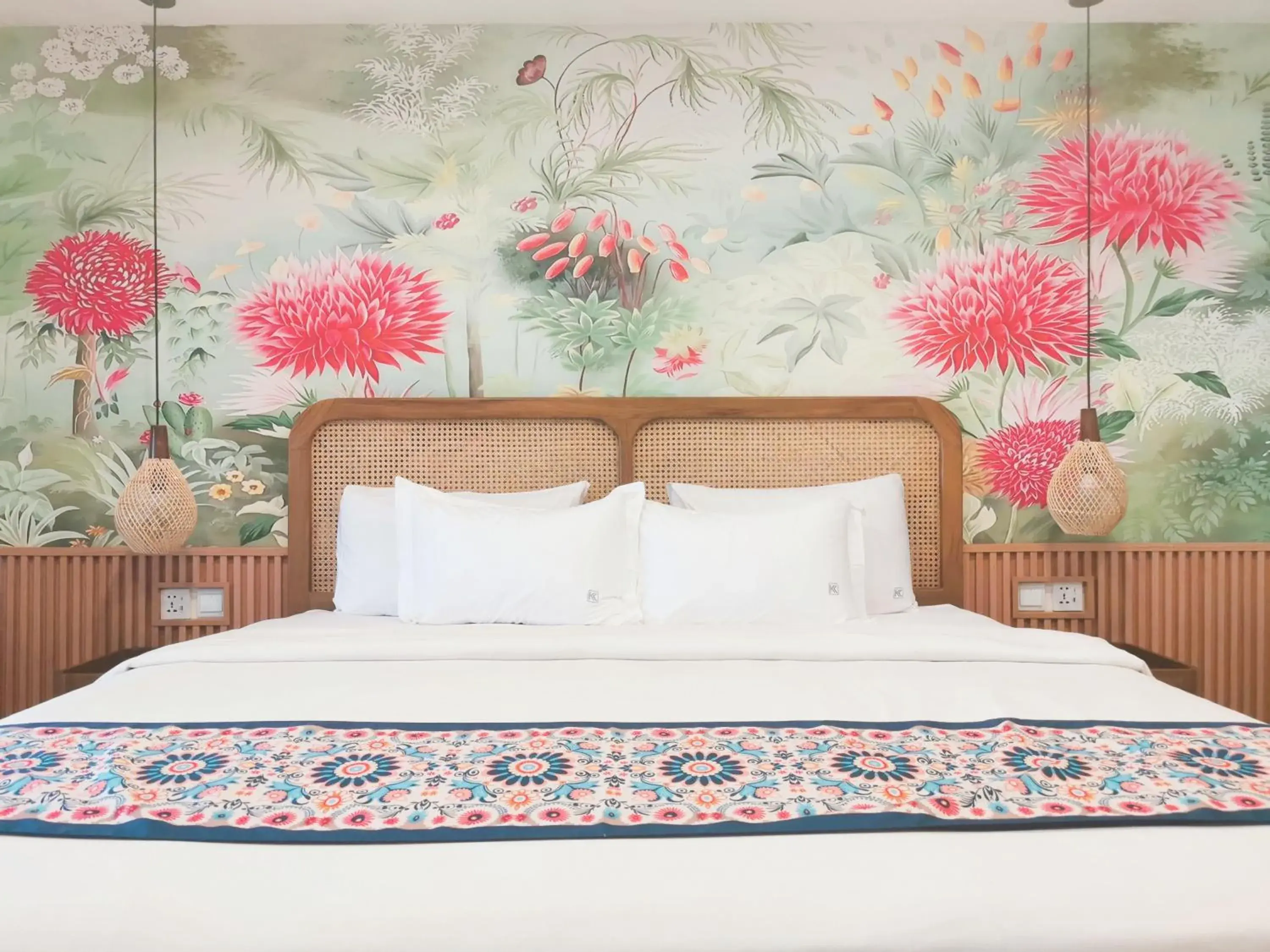 Bed in Kumpul Kumpul Villa Seminyak - CHSE Certified Bed in Kumpul Kumpul Villa Seminyak - CHSE Certified