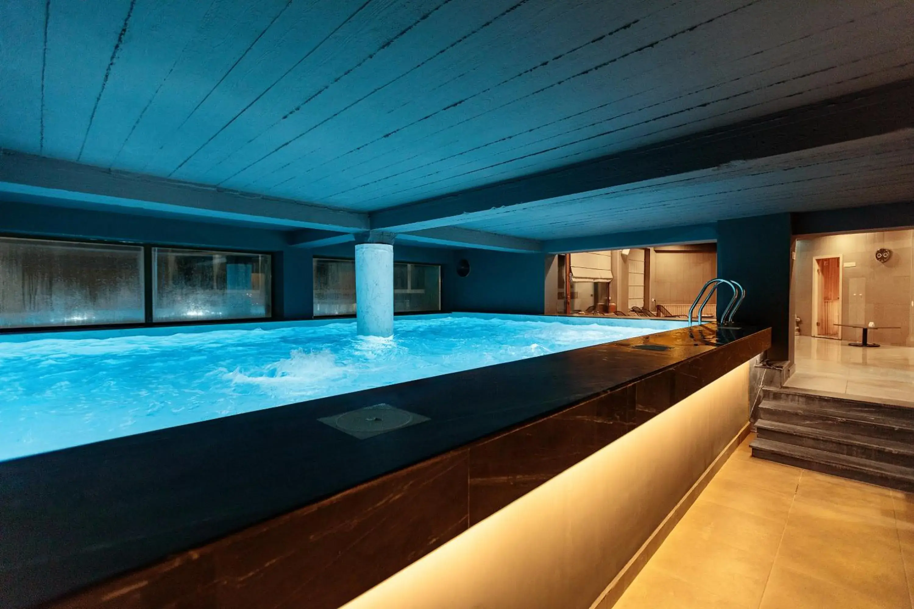 Swimming pool in Hotel Carpe Diem Gudauri Swimming pool in Hotel Carpe Diem Gudauri