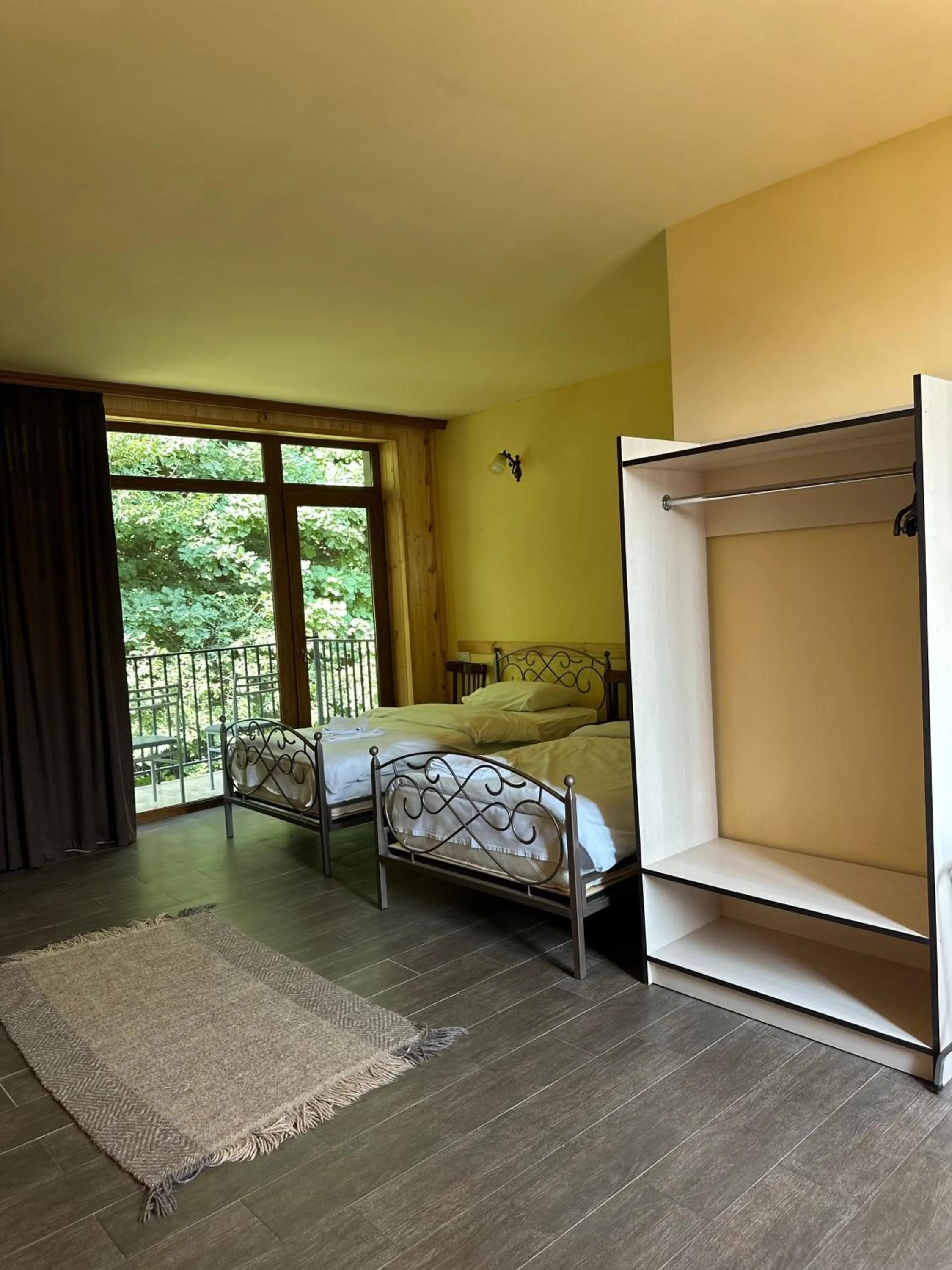 Standard Twin Room - single occupancy in Yeghevnut Hotel