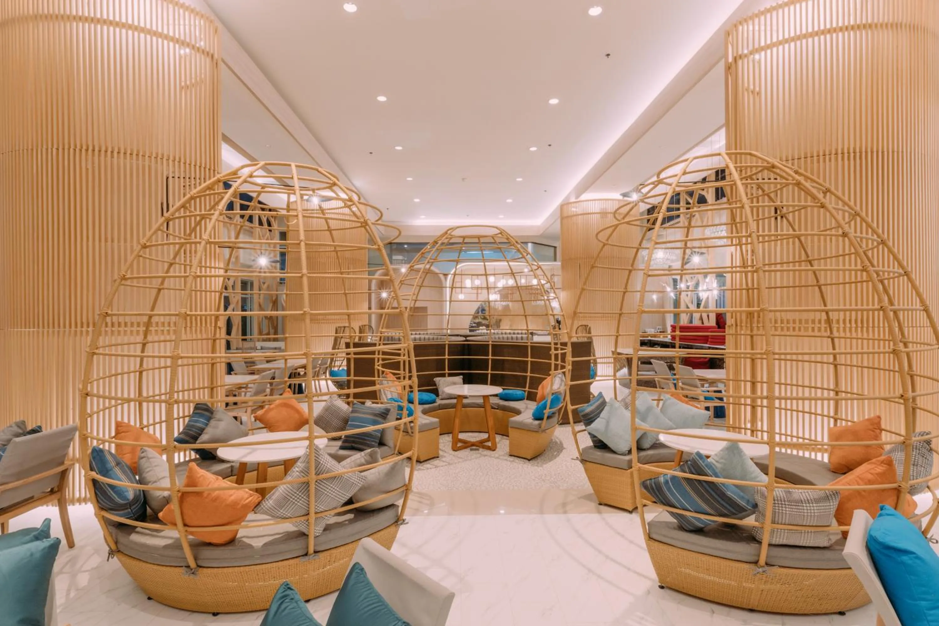 Restaurant/places to eat in Andaman Embrace Patong, Phuket