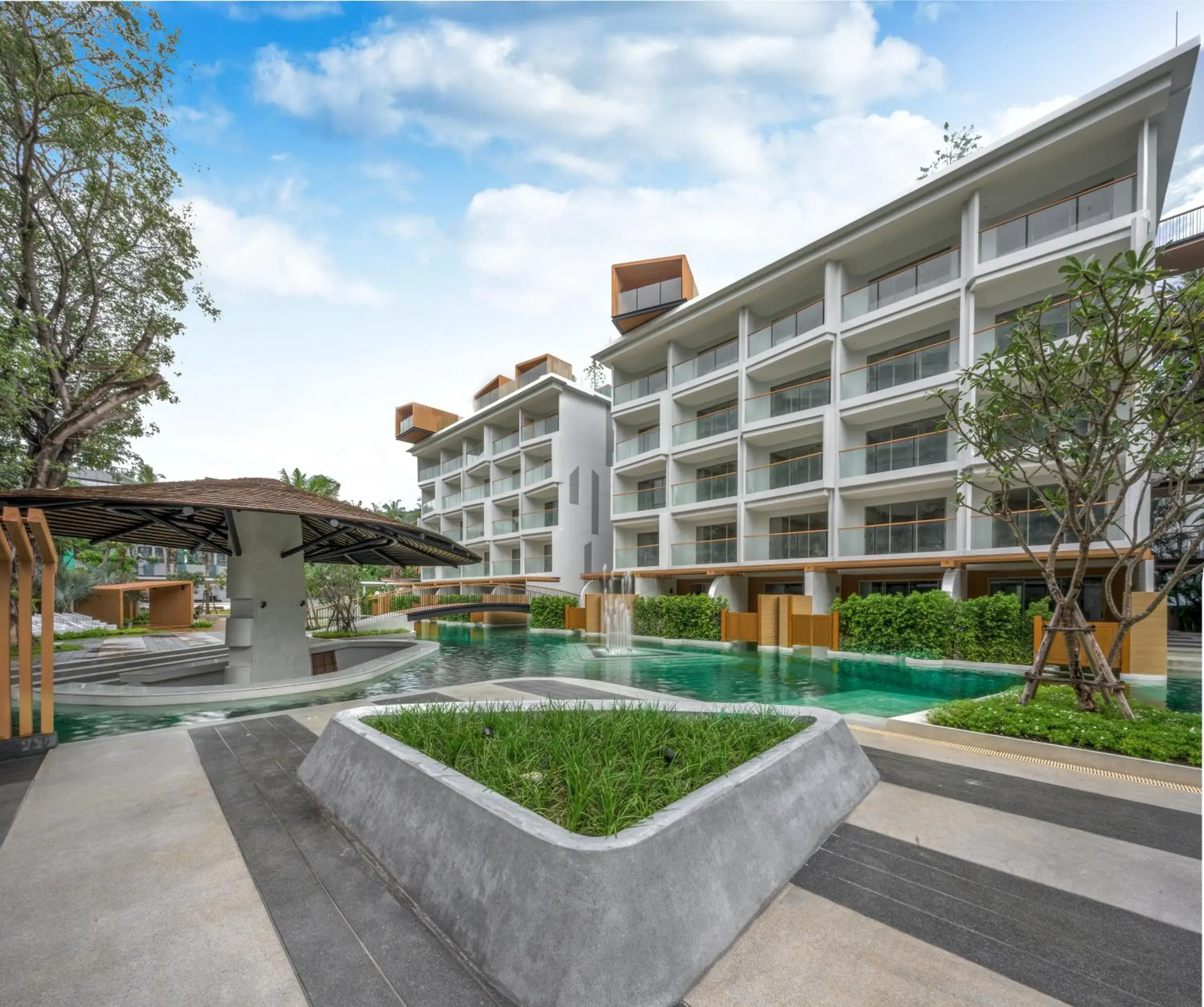 Property building in Andaman Embrace Patong, Phuket Property building in Andaman Embrace Patong, Phuket