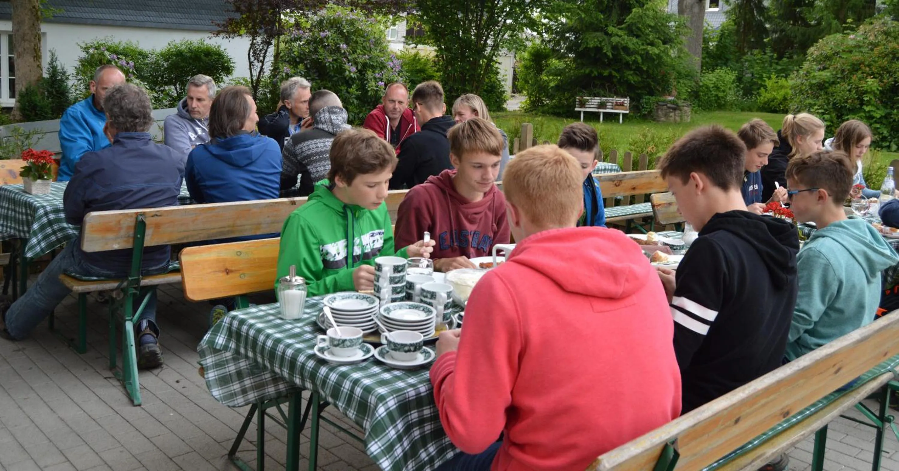 BBQ facilities in Hotel Haus Rameil