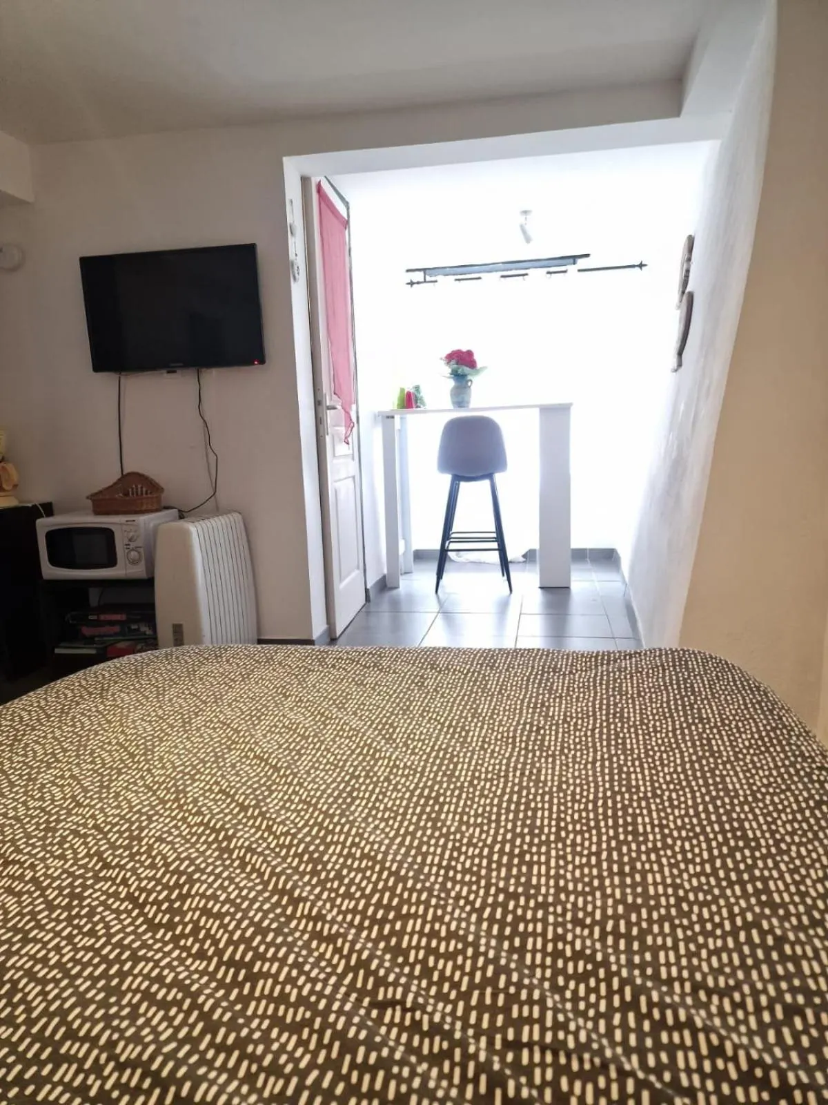 Bed in Le camélia de la mazarié