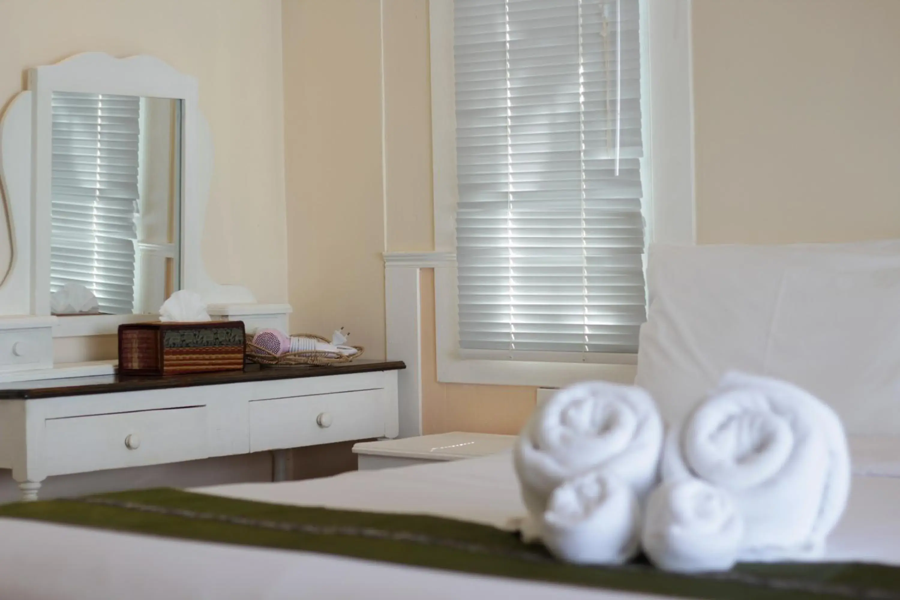 Bedroom, Bed in Pattaya Paradise Beach Resort Bedroom, Bed in Pattaya Paradise Beach Resort