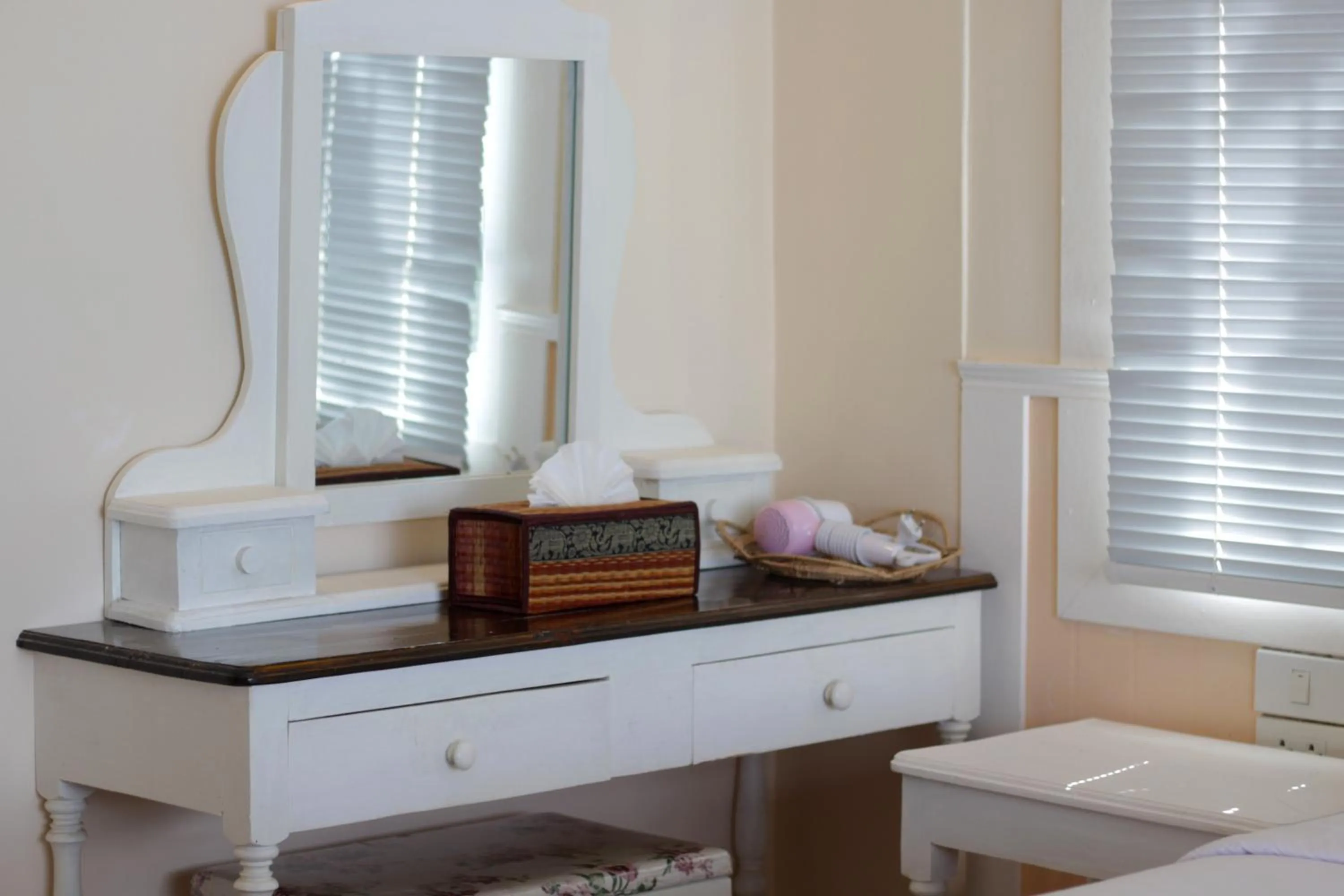 room service in Pattaya Paradise Beach Resort