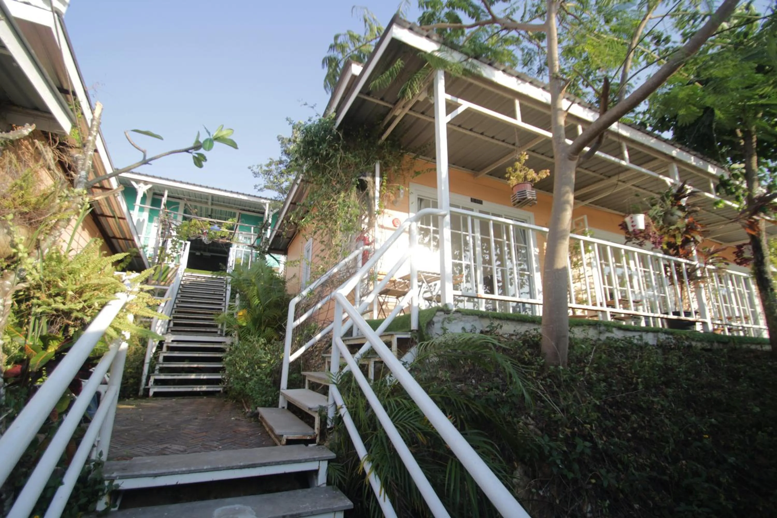 Property building in Pattaya Paradise Beach Resort