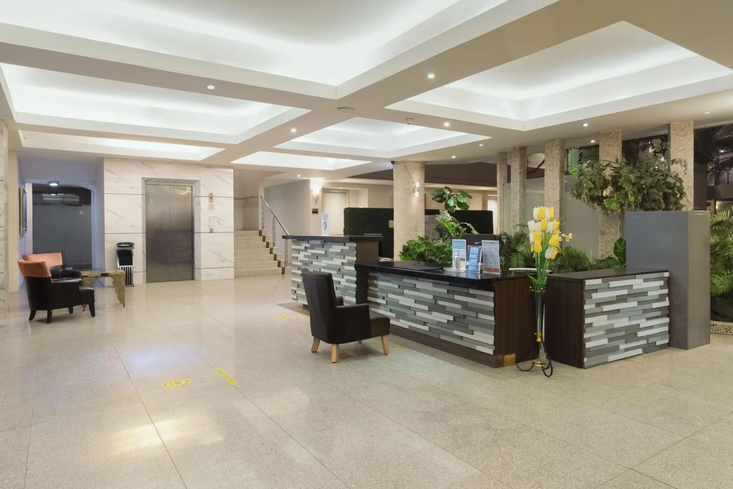 Lobby or reception in Sun Boutique Hotel