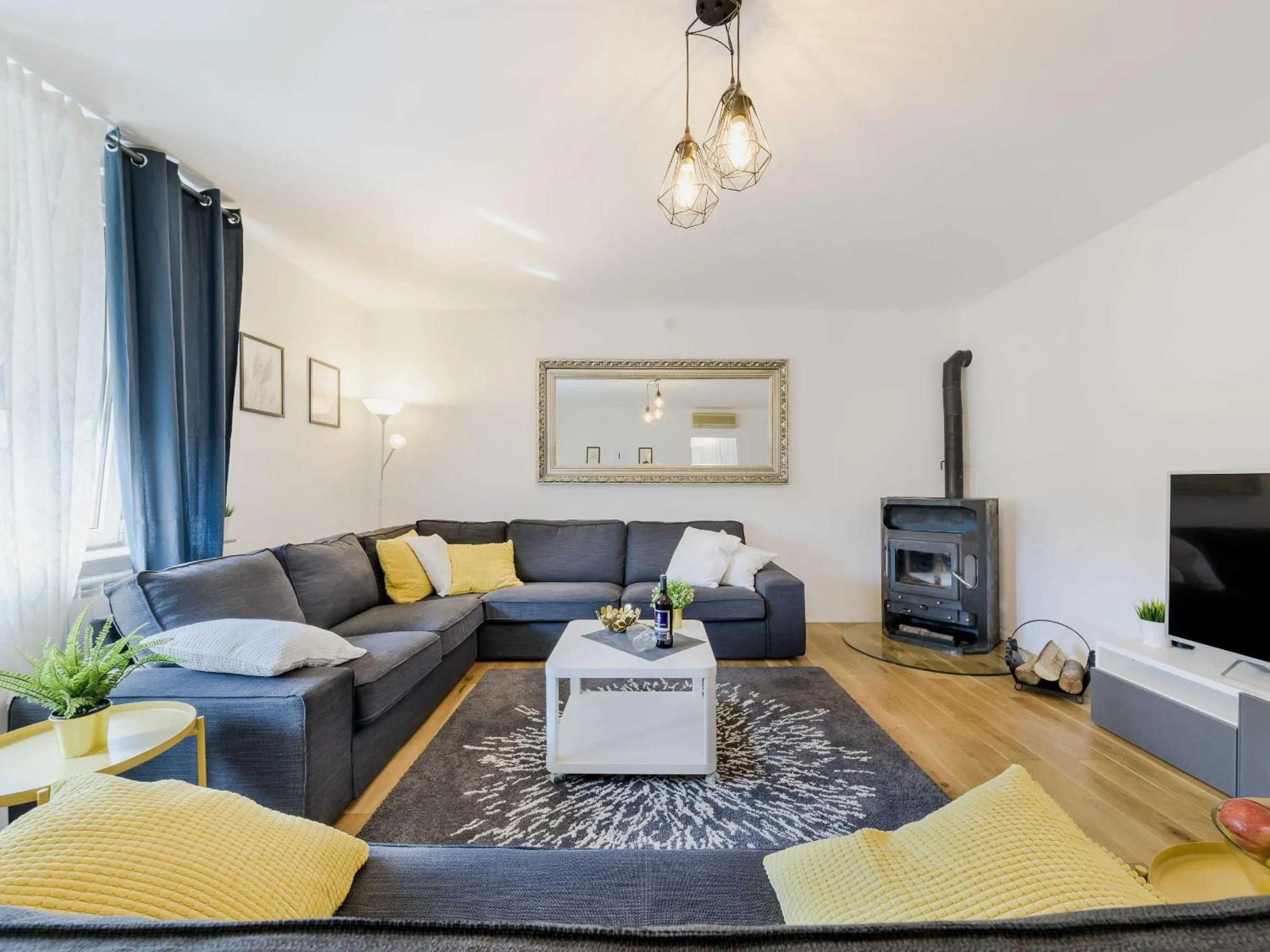 Bedroom in Superior Central Stay