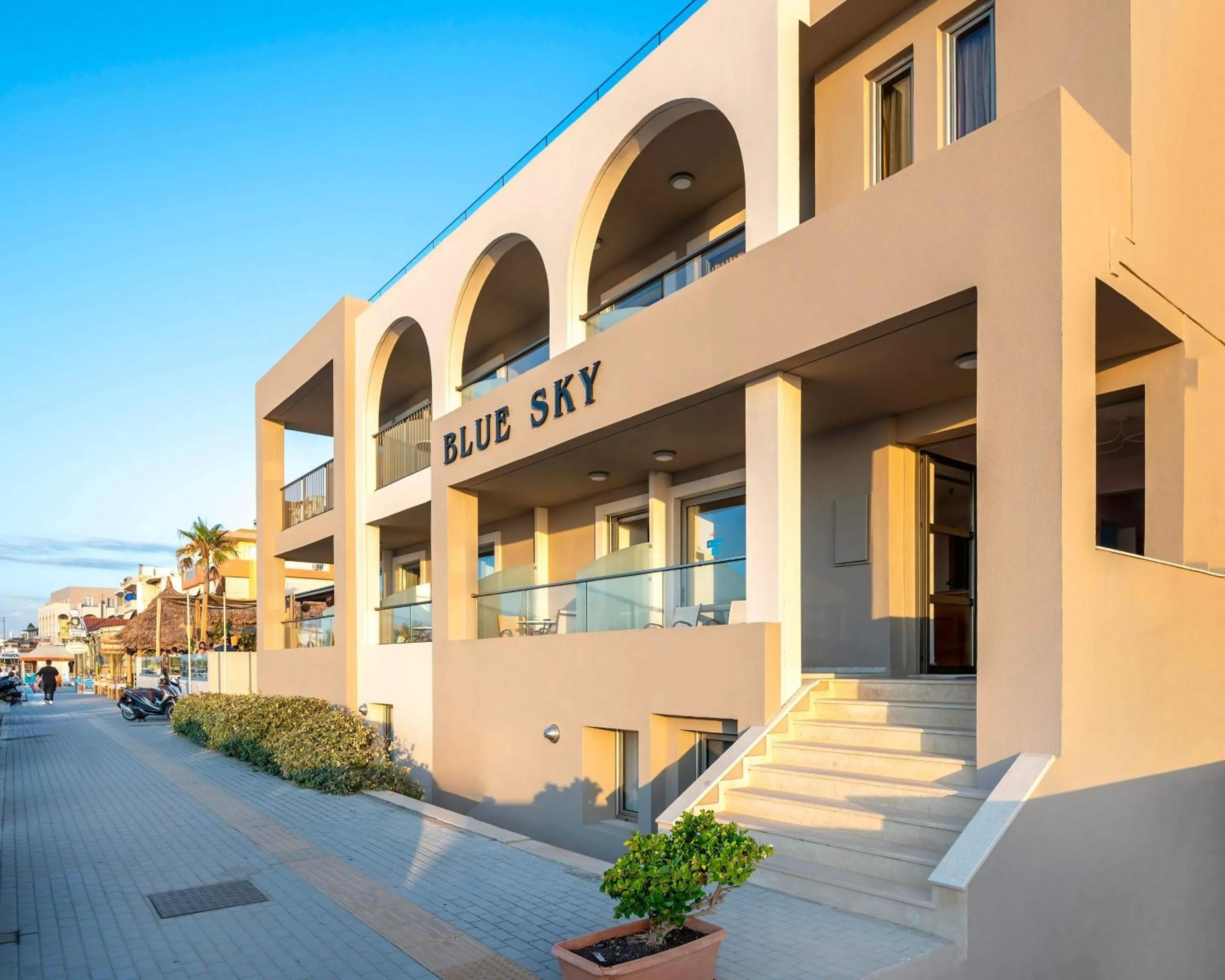 Blue Sky Hotel Apartments