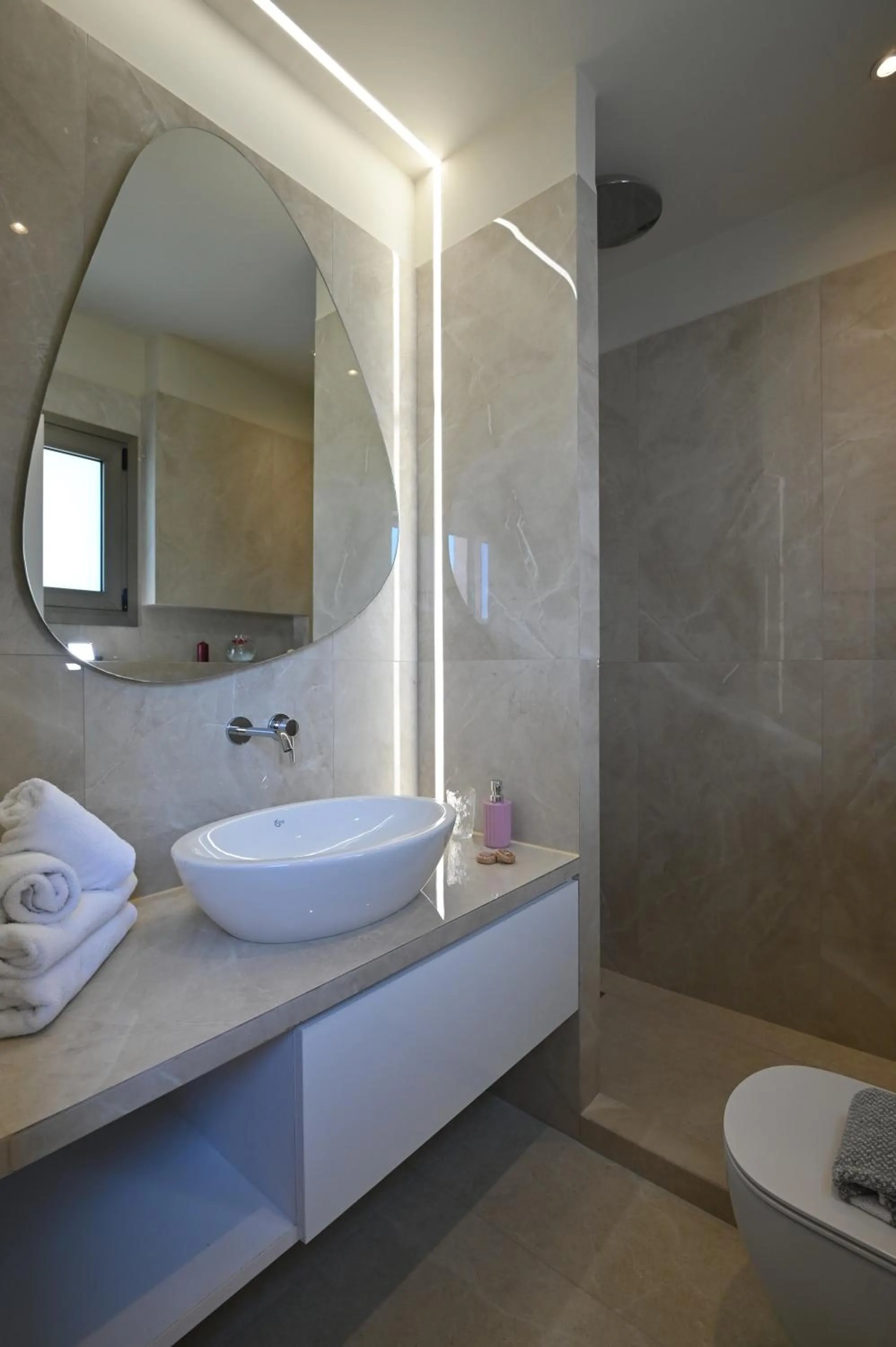 Blue Sky Hotel Apartments