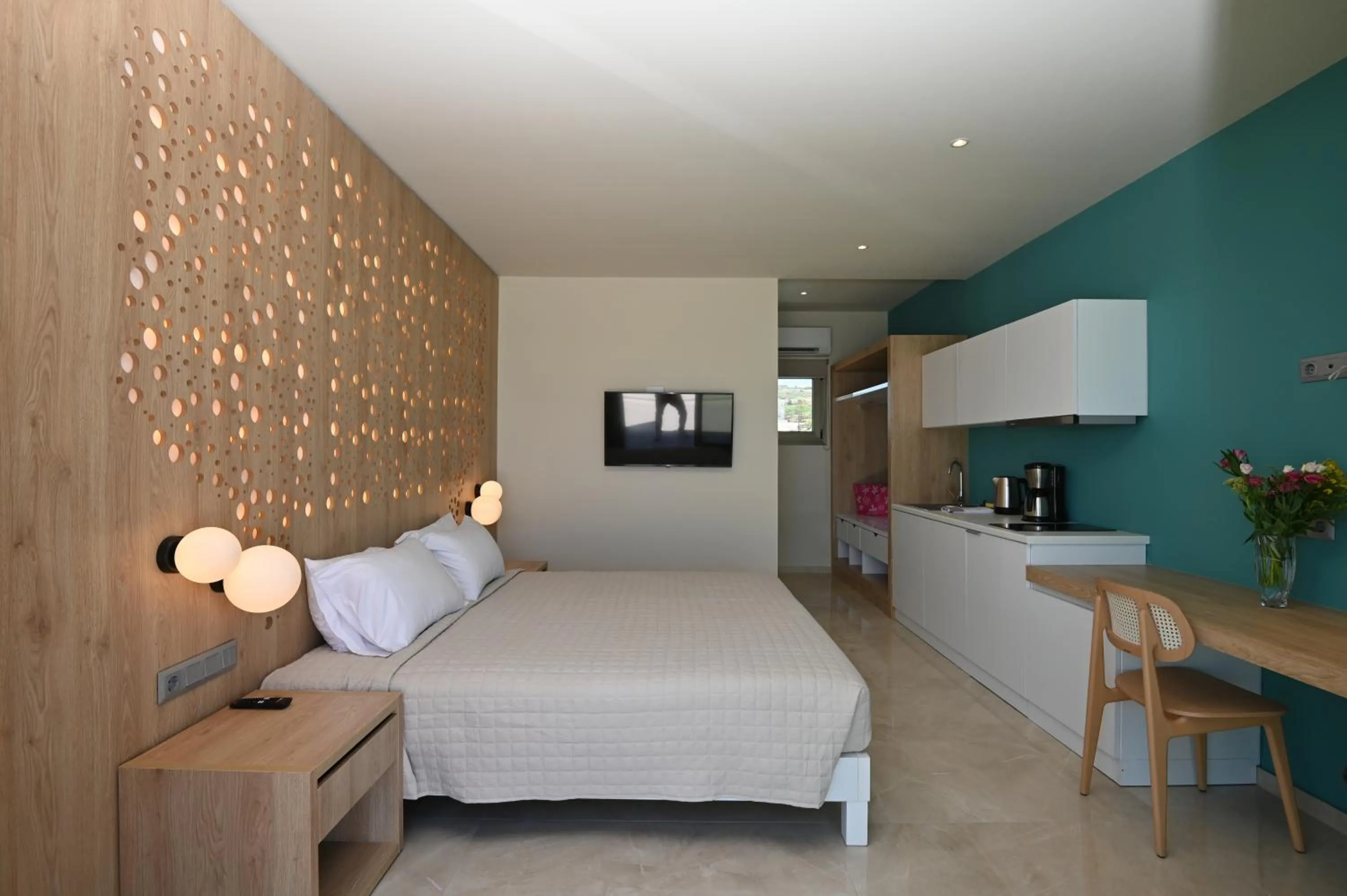 Blue Sky Hotel Apartments