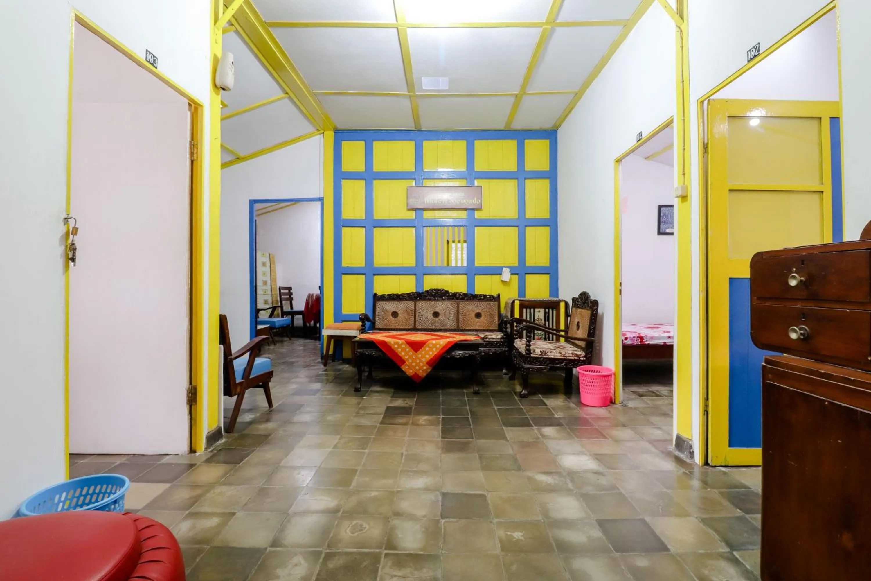 Lobby or reception in Homestay Ndalem Soewondo