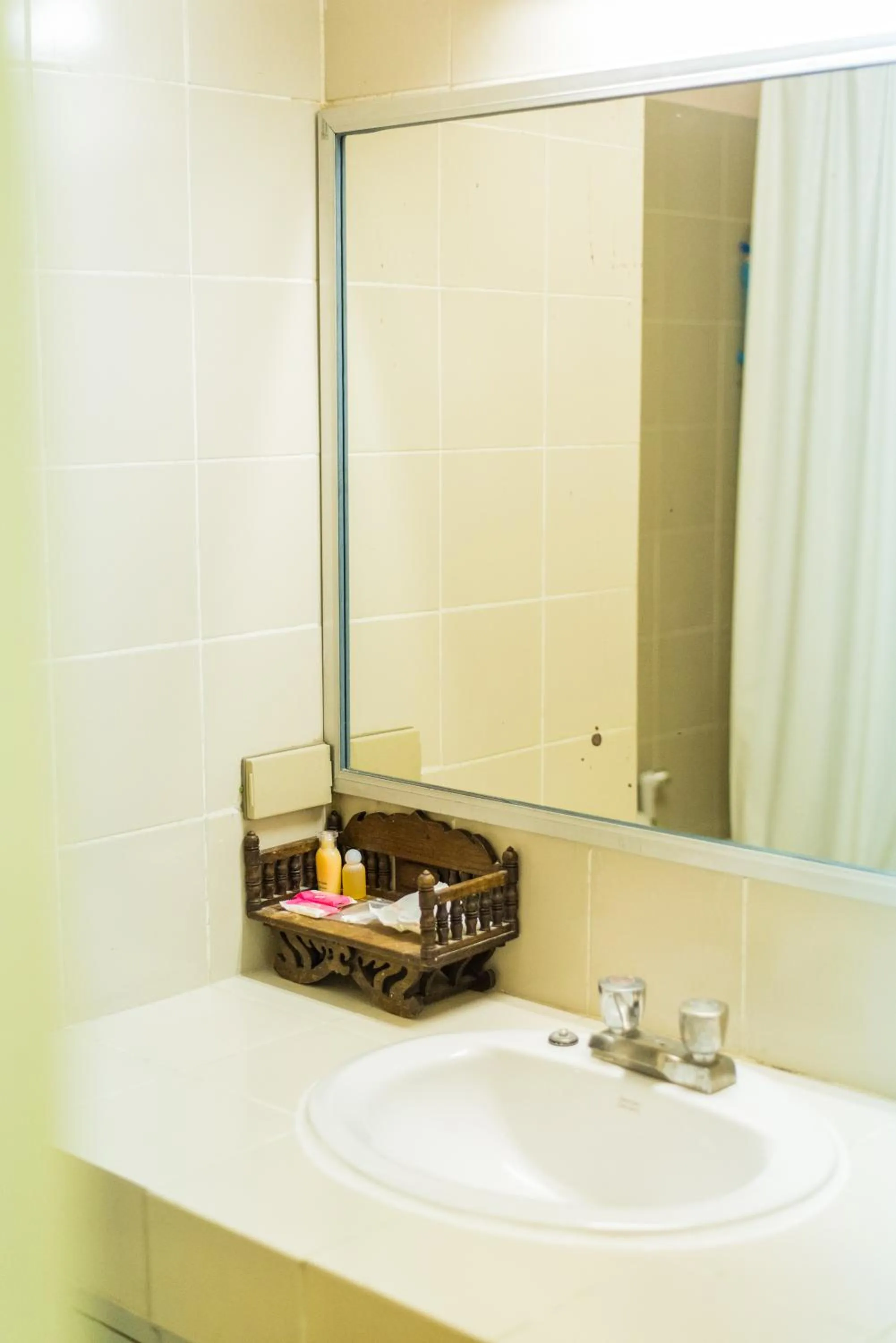 Bathroom in King Royal 2