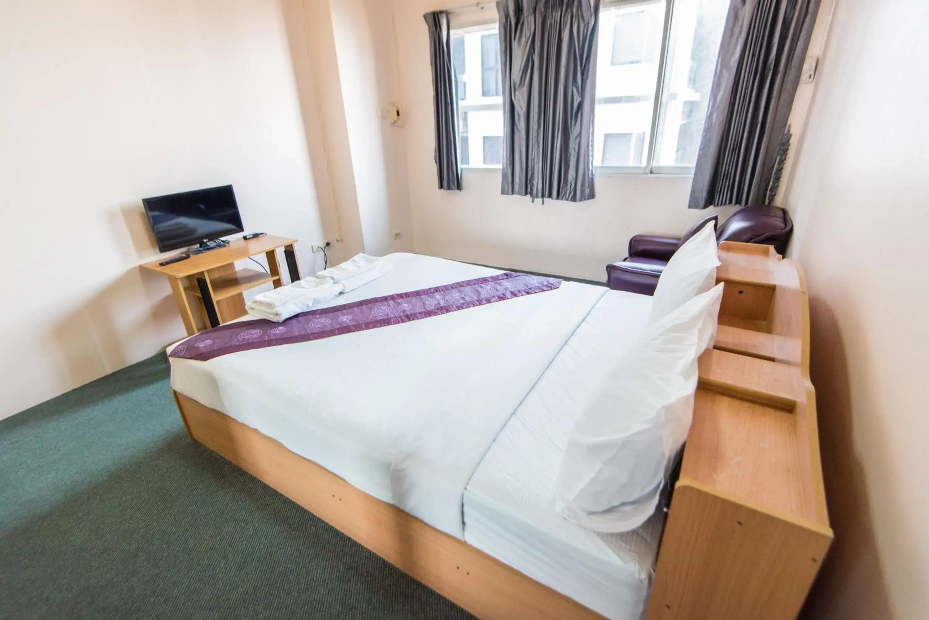 Bedroom, Bed in King Royal 2 Bedroom, Bed in King Royal 2