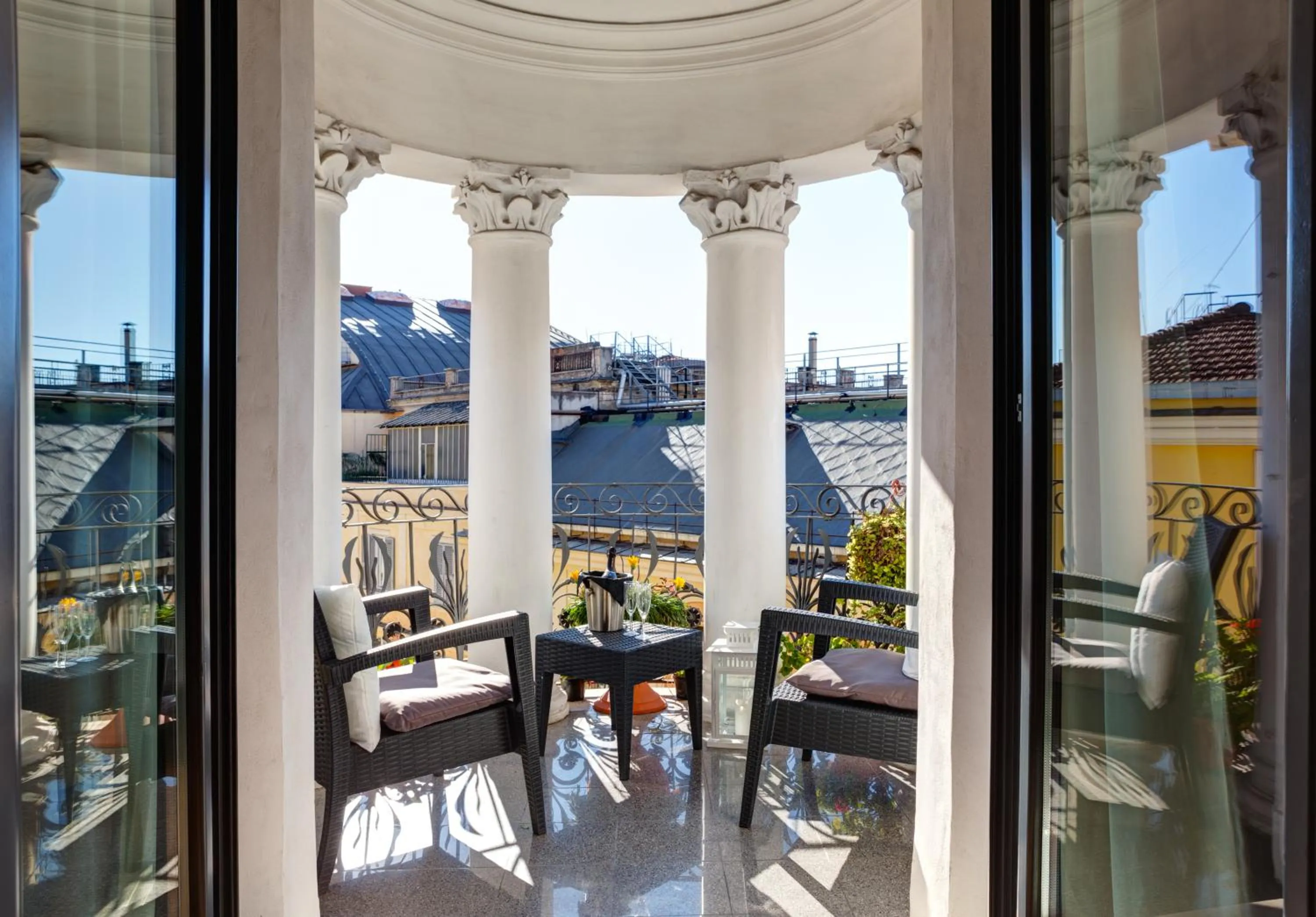 Balcony/Terrace in Dharma Luxury Hotel