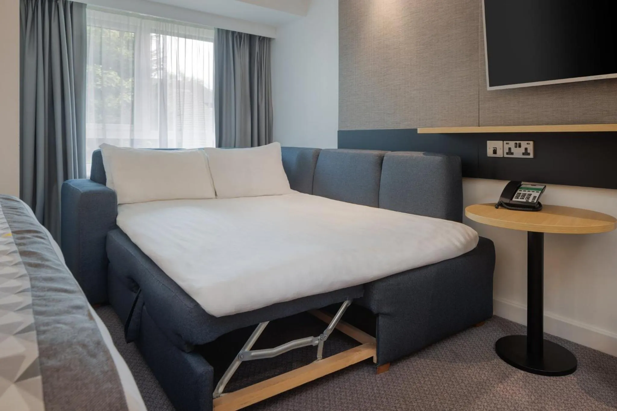 Photo of the whole room in Holiday Inn Mansfield Alfreton M1 Jct 28 by IHG